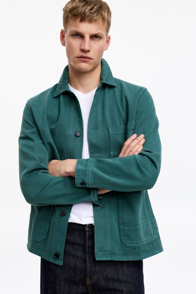 Überhemd aus überfärbtem Twill-Grün - 6