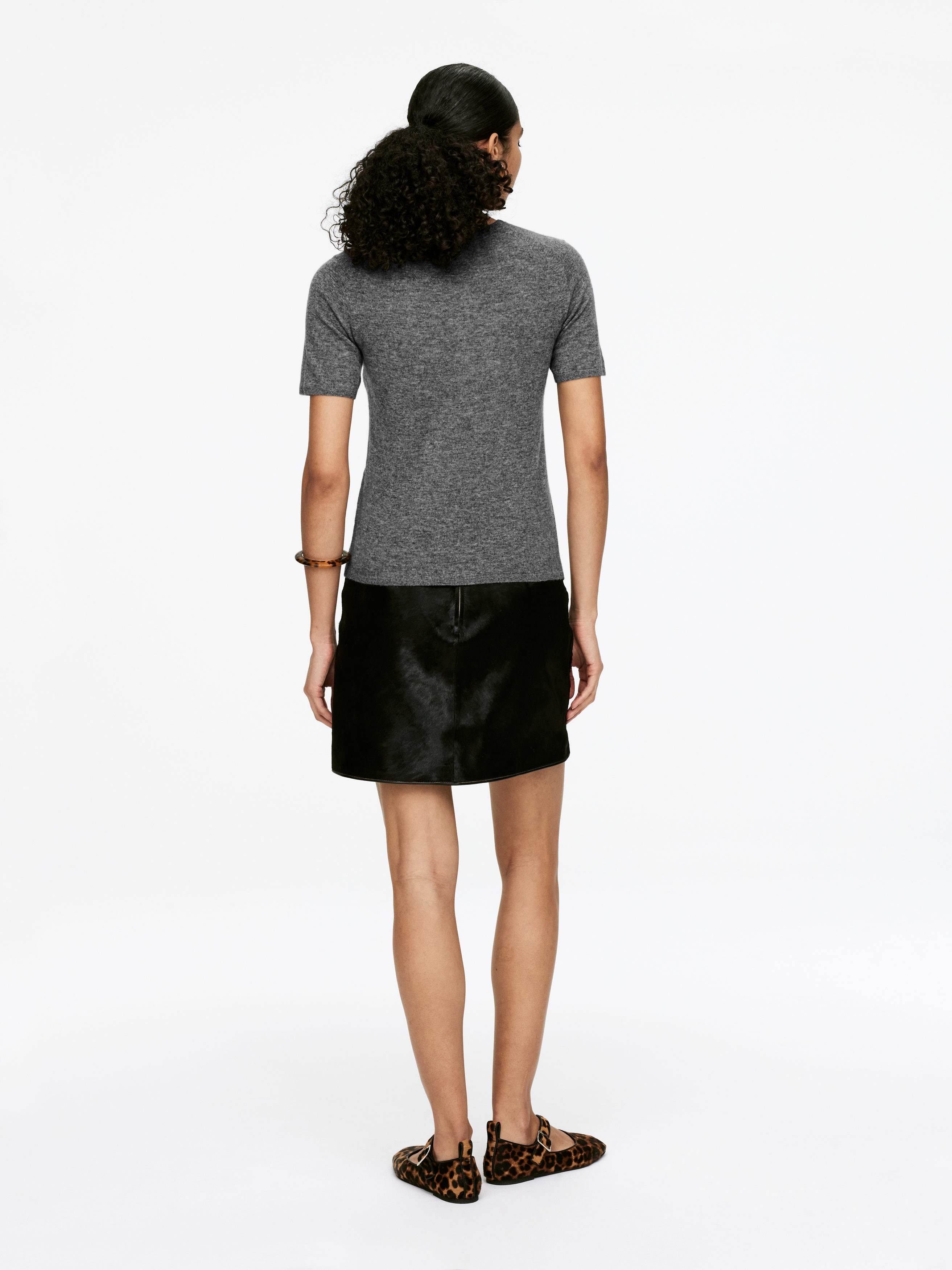 Pure Cashmere T-Shirt - Grey - Regular fit - Women - StillMedia/Lookbook - 6