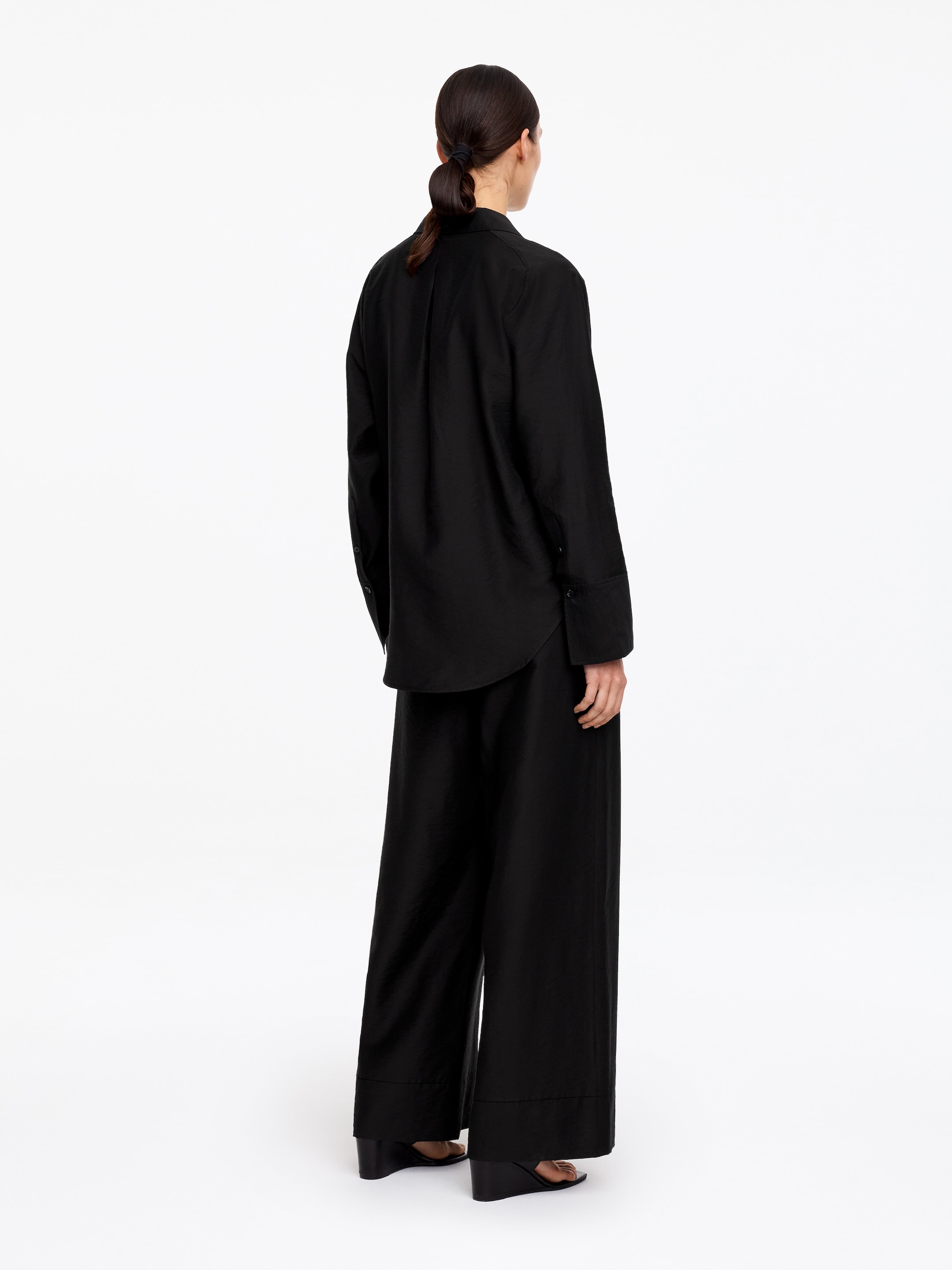 Blazer camisero sastre - Negro - Corte relajado - Women - StillMedia/Lookbook - 3