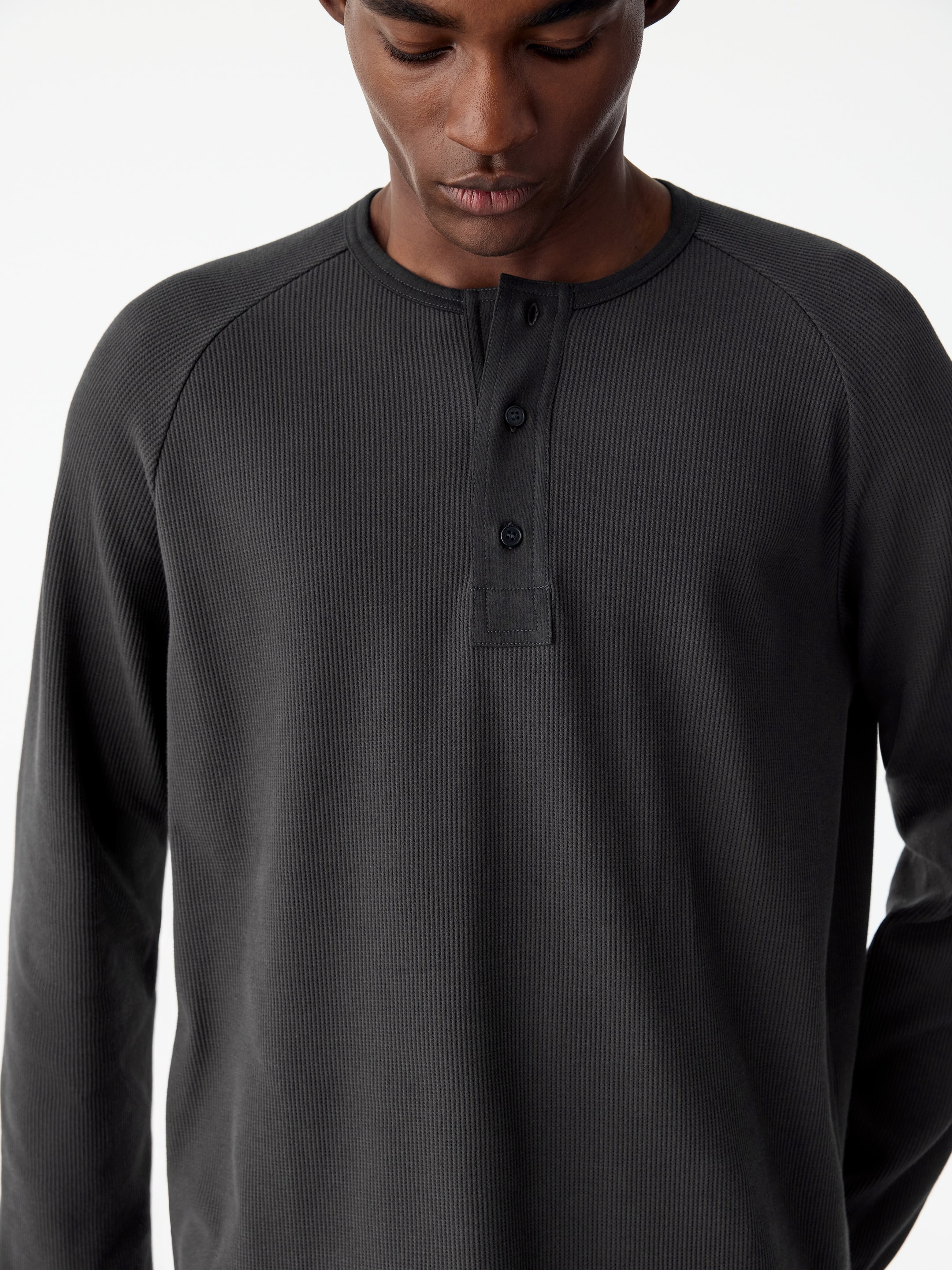 Serafino a nido d'ape - Grigio scuro - Relaxed fit - men - StillMedia/Lookbook - 3