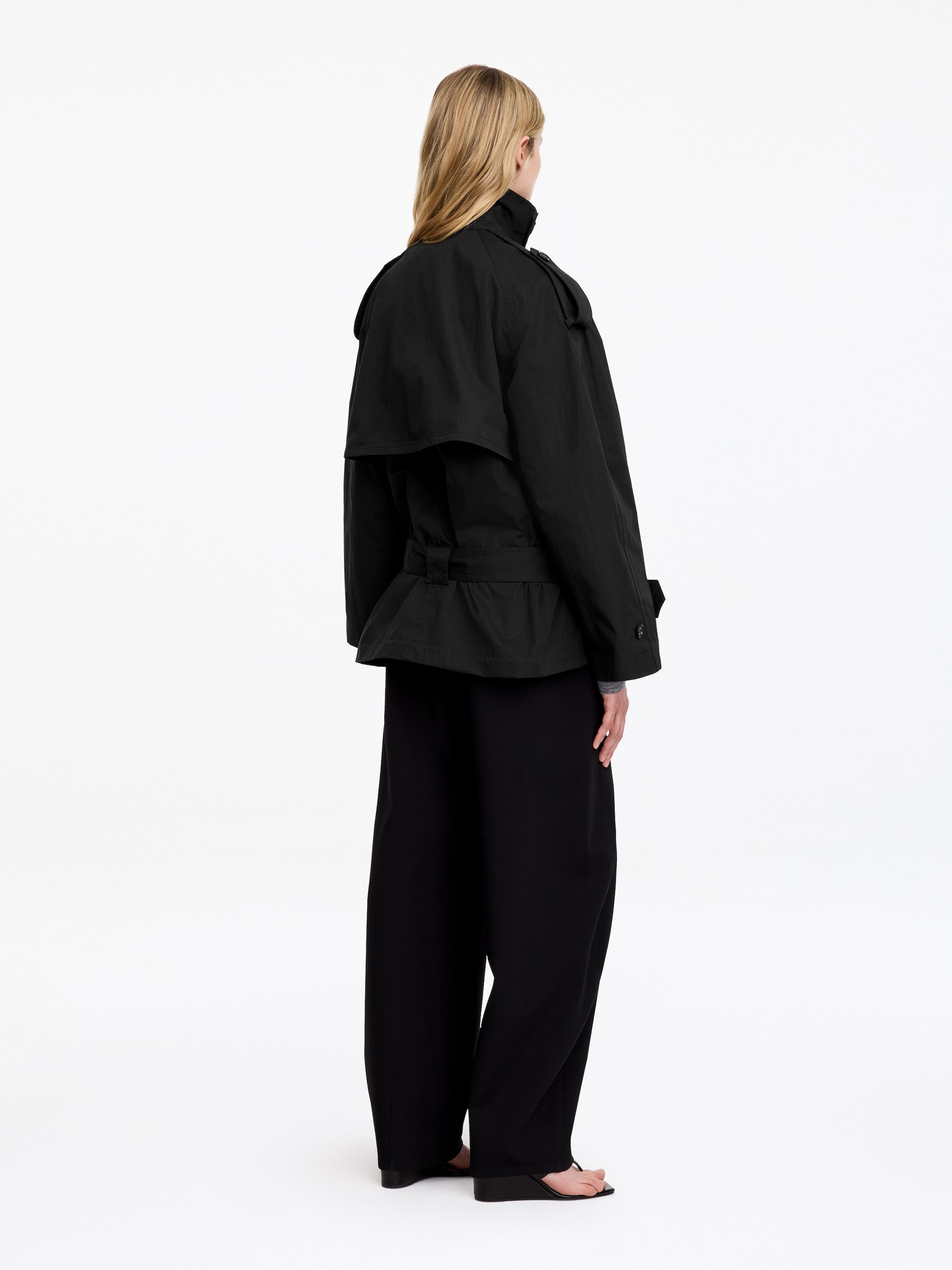 Chaqueta estilo trench - Negro - Oversized - women - StillMedia/Lookbook - 10