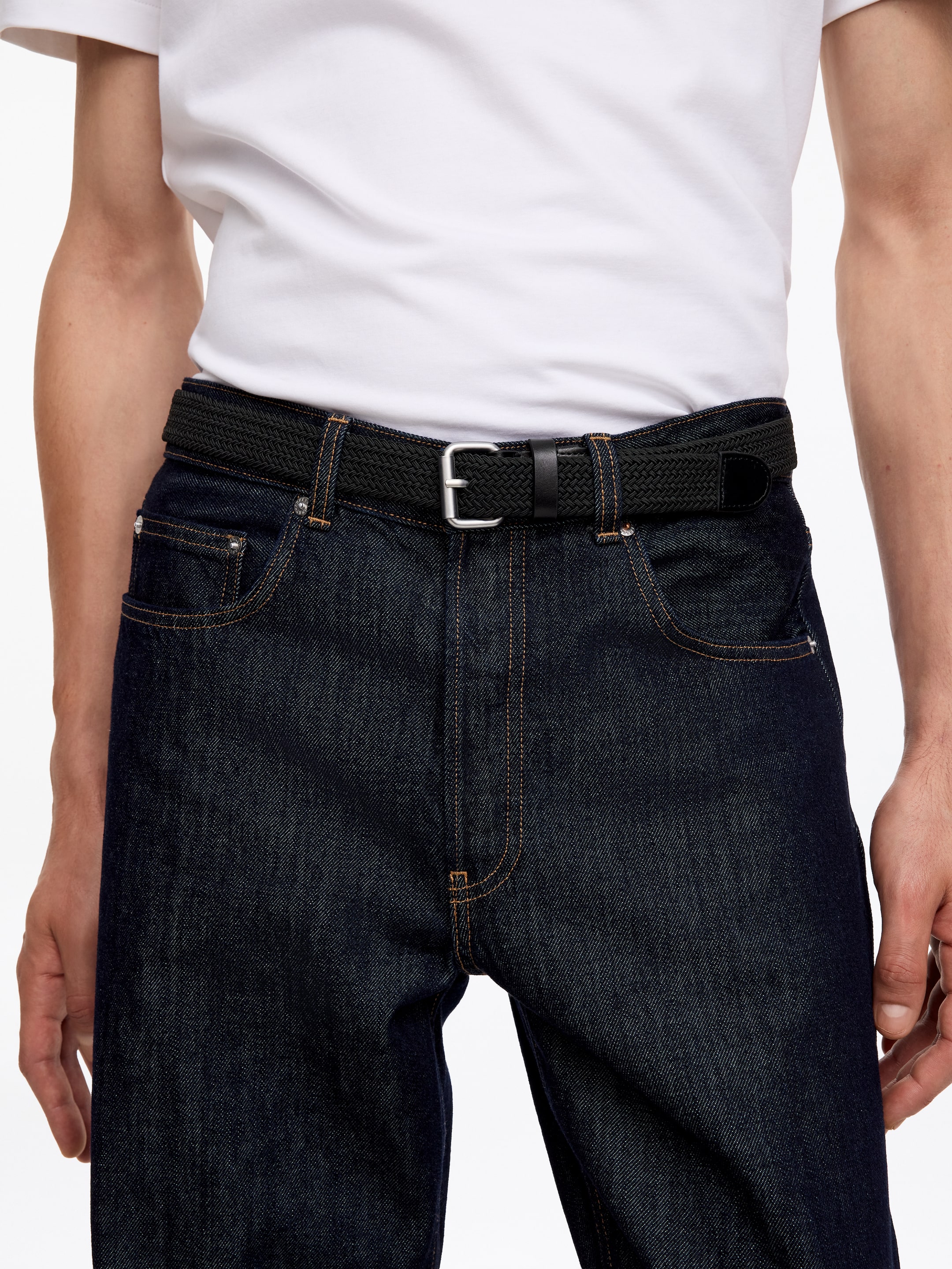 Pleciony skórzany pasek - Czarny - Men - StillMedia/Lookbook - 14