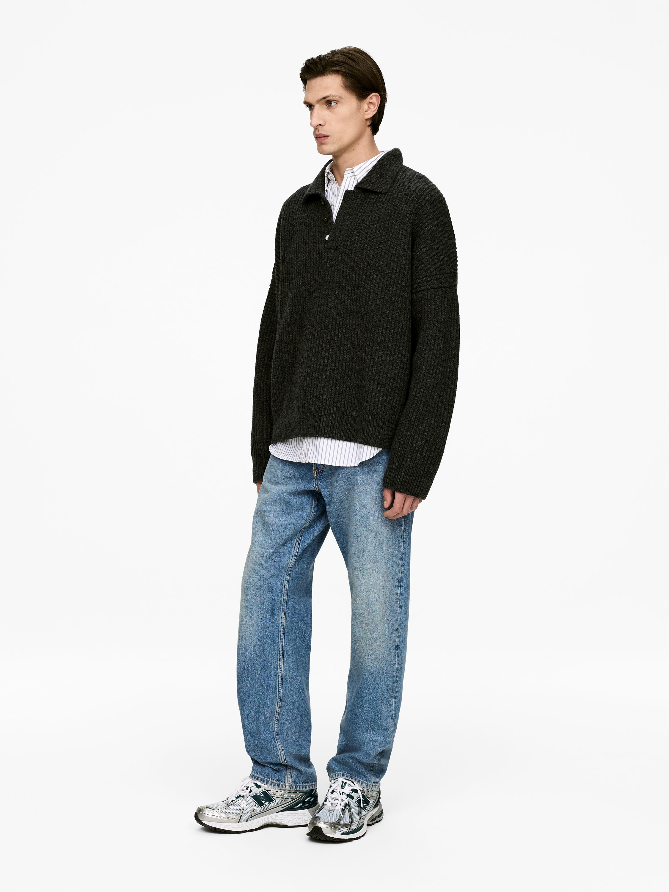 OCEAN Loose Straight Jeans - Mid Blue - Loose fit - Men - StillMedia/Lookbook - 4