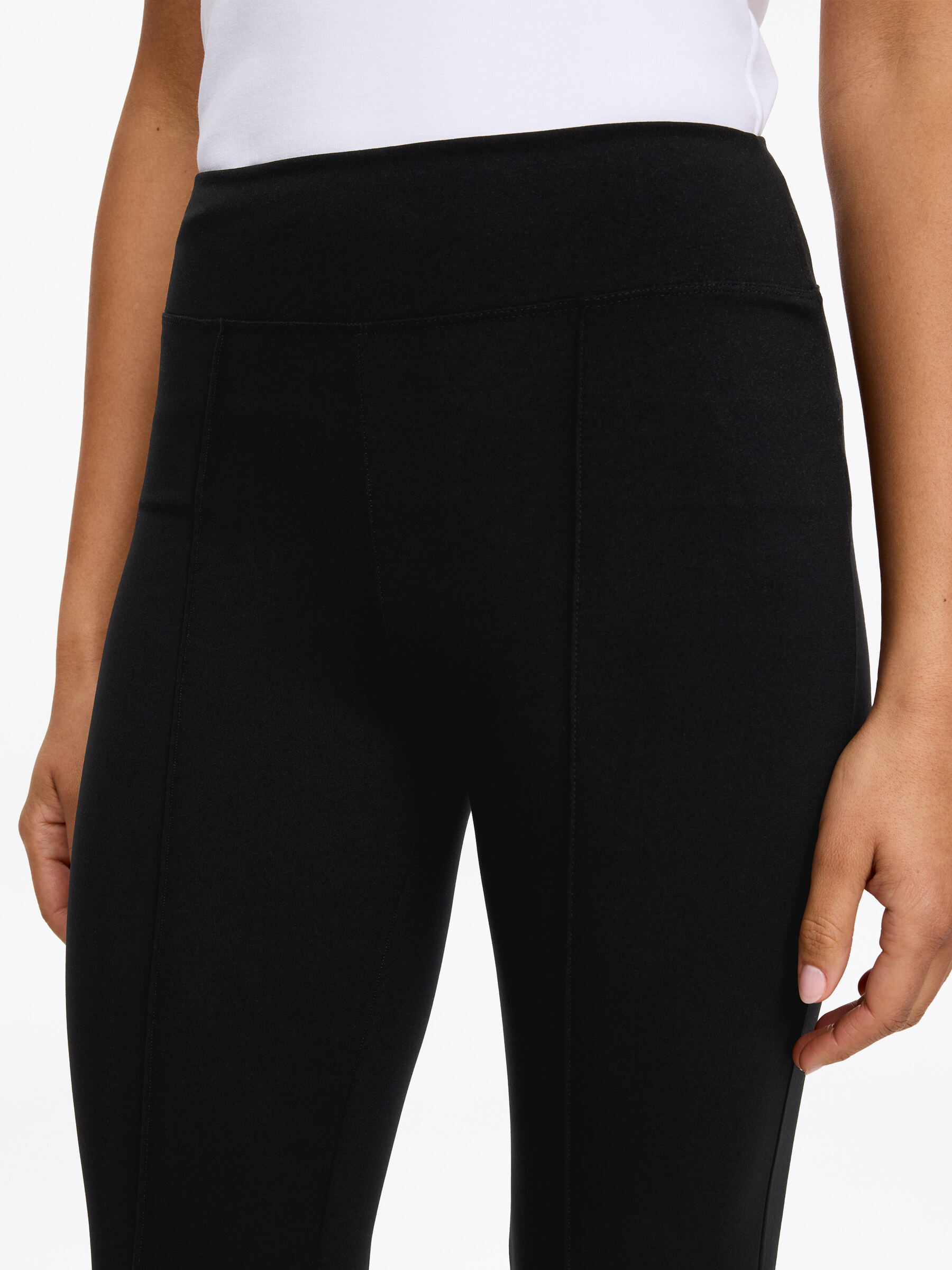 Krótkie legginsy - Czarny - Women - StillMedia/Lookbook - 4