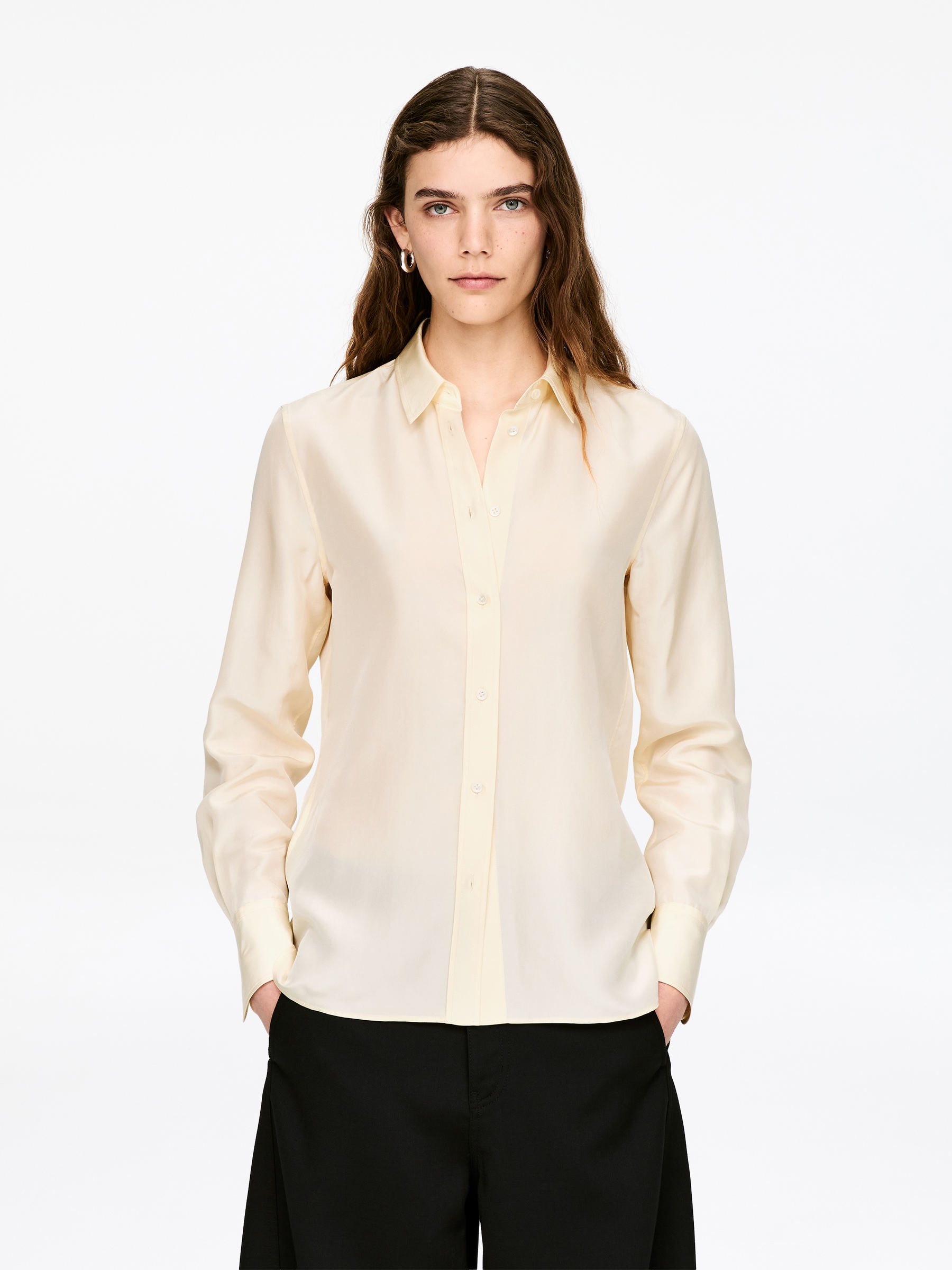 Chemise en soie - Blanc cassé - Slim fit - Femme - StillMedia/Lookbook - 4