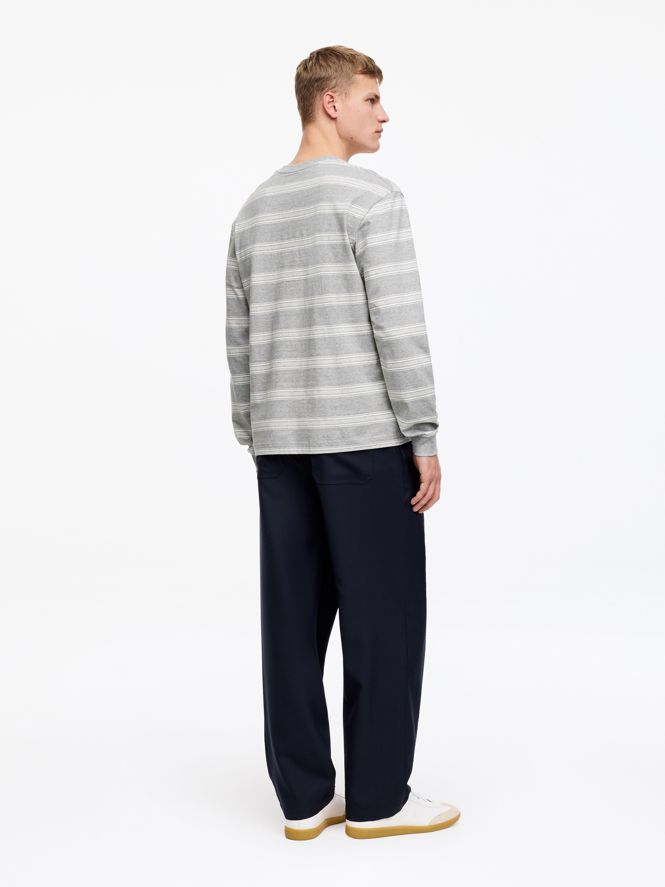 T-shirt décontracté à manches longues - Gris/Blanc - Relaxed fit - Homme - StillMedia/Lookbook - 4