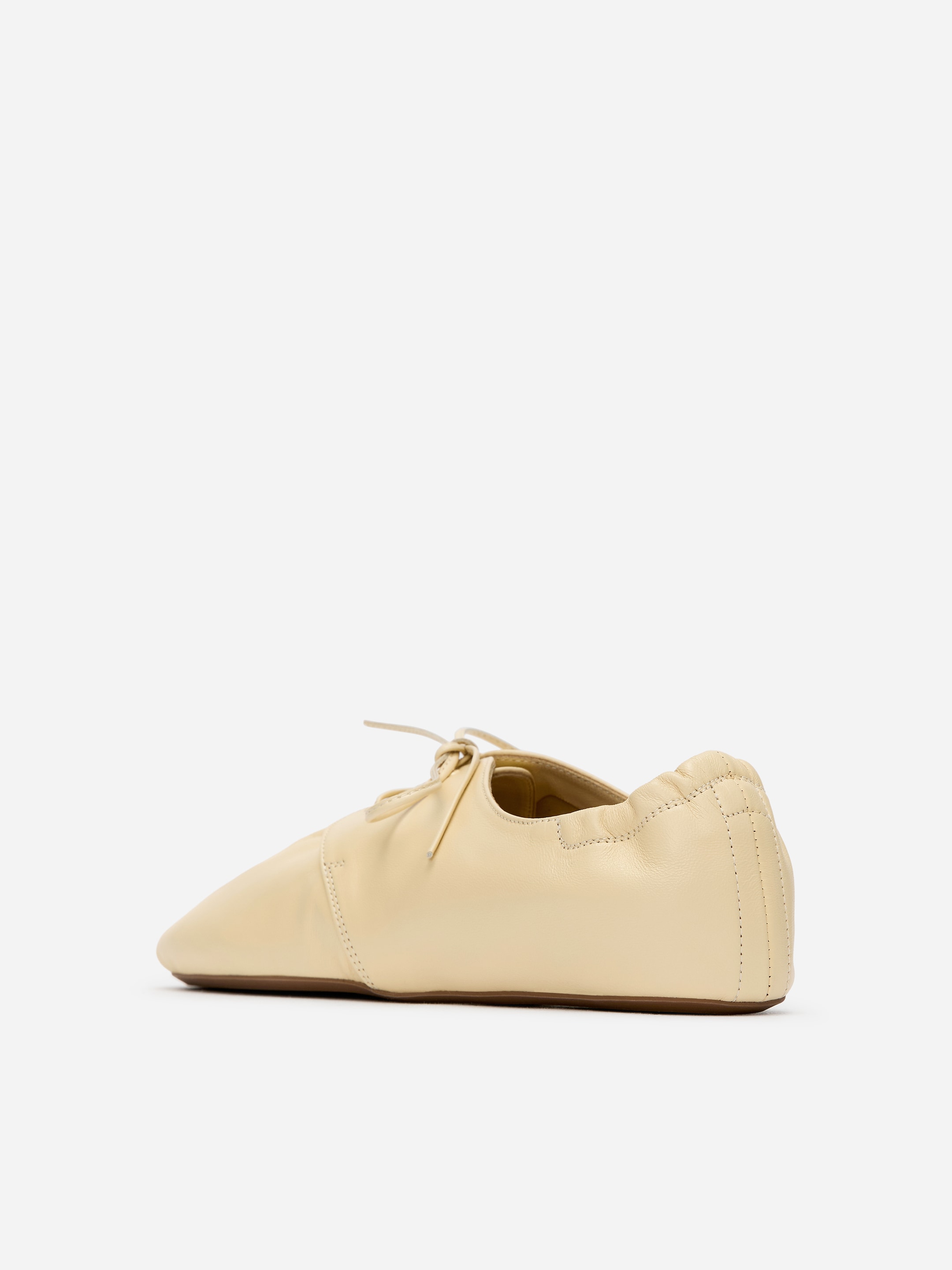 Soft Leather Lace-Up Shoes - Light Yellow - Women - StillMedia/DescriptiveStillLife - 6