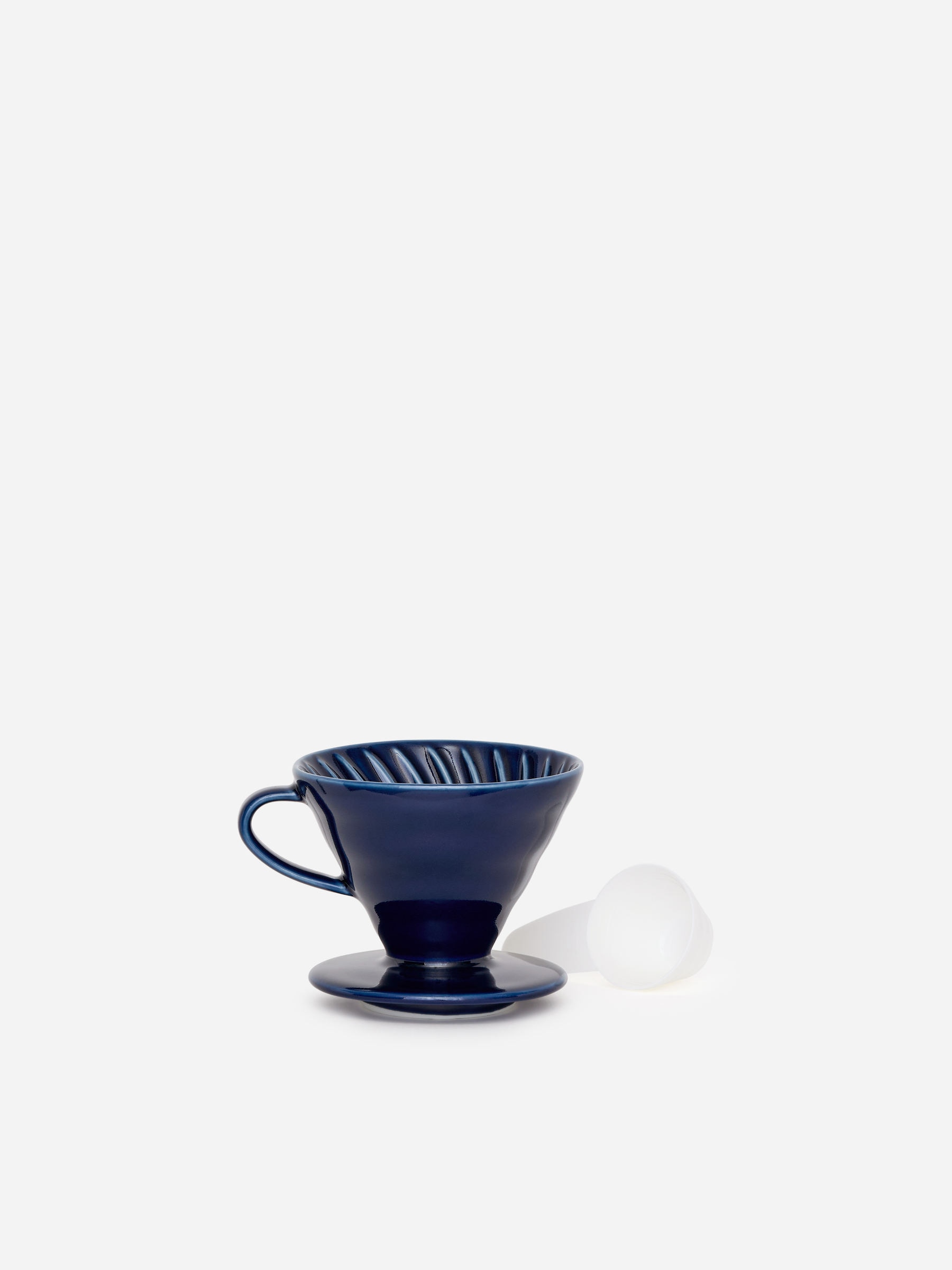 Hario V60 Coffee Dripper - Blue - Homeware - StillMedia/DescriptiveStillLife - 2
