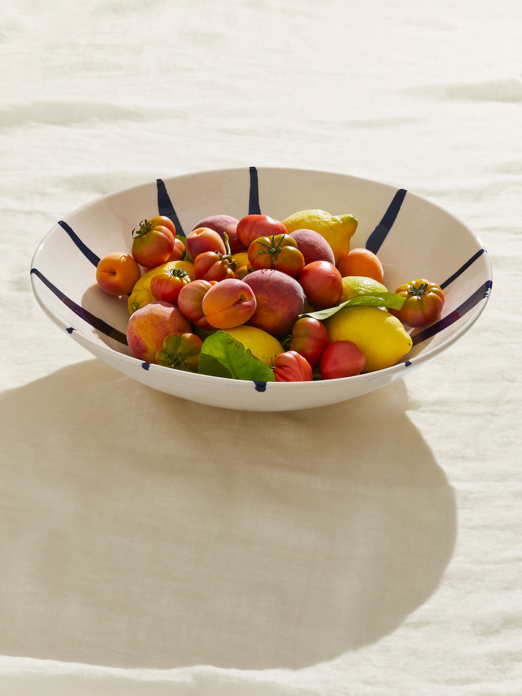 Steingutschale, 42 cm - Weiß/Blau - Haushaltswaren - StillMedia/CreativeStillLife - 4