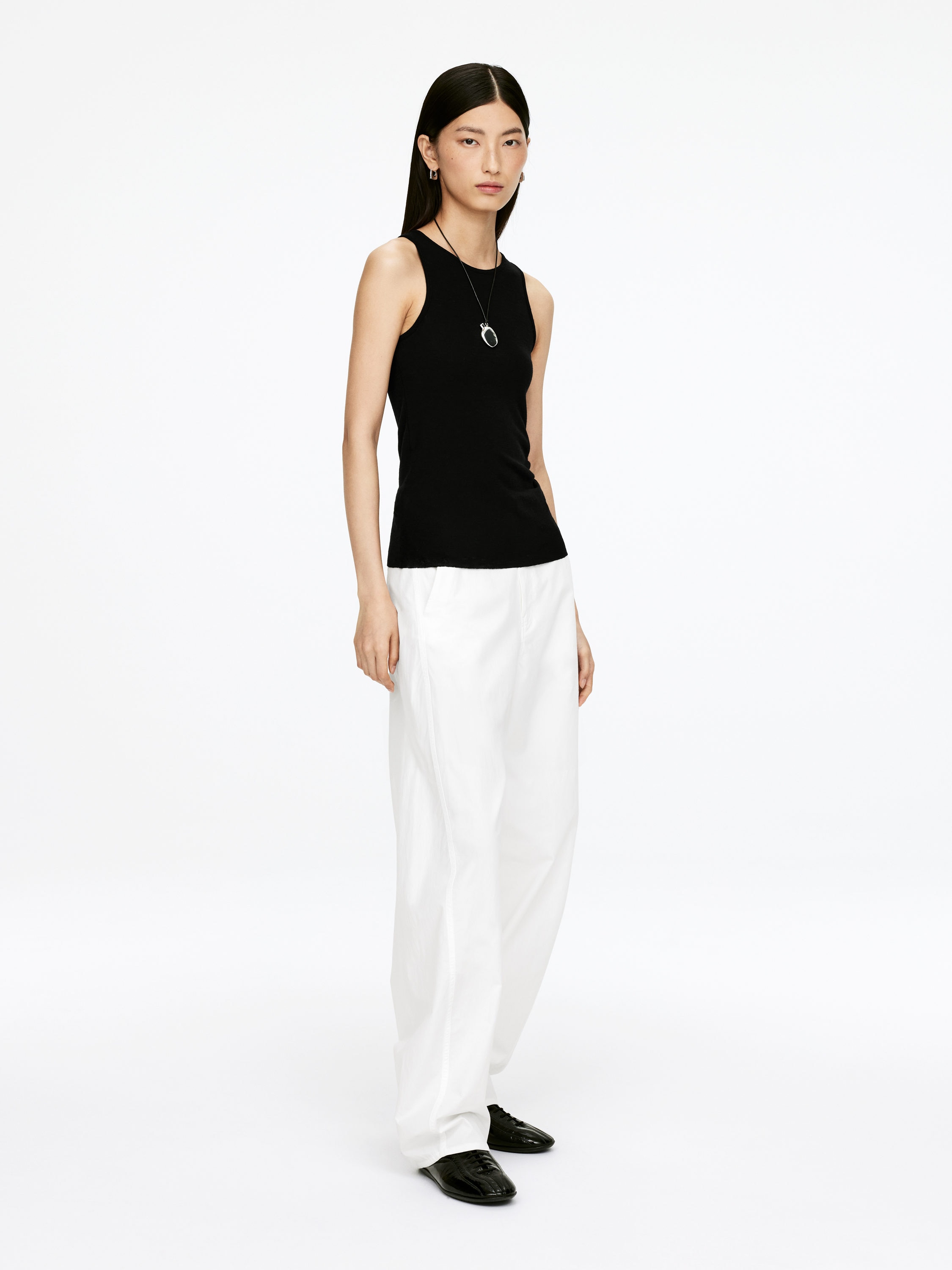 Wool Tank Top - Black - Regular fit - Women - StillMedia/Lookbook - 2
