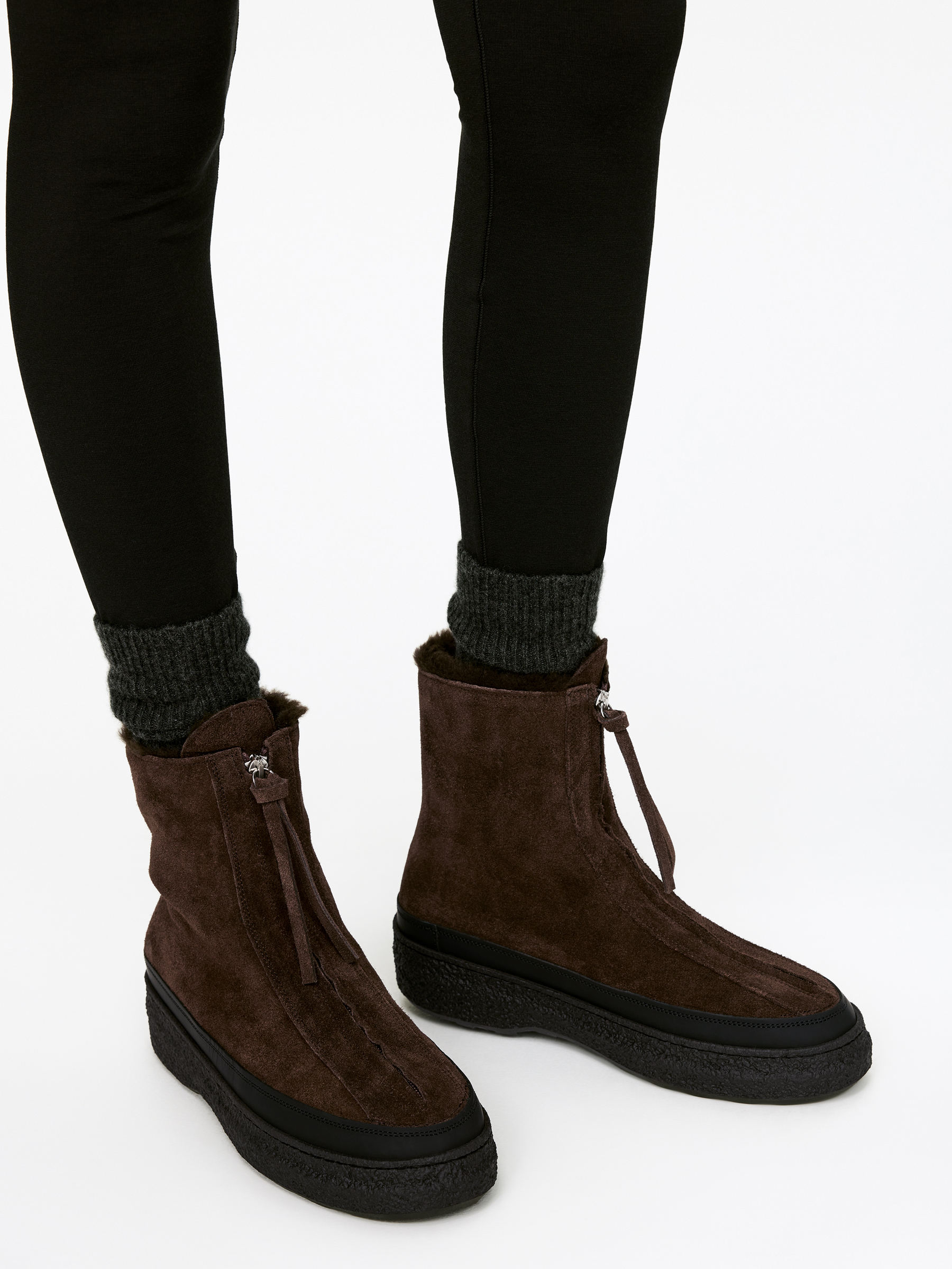 Chunky Suede Boots - Dark Brown - Women - StillMedia/Lookbook - 9