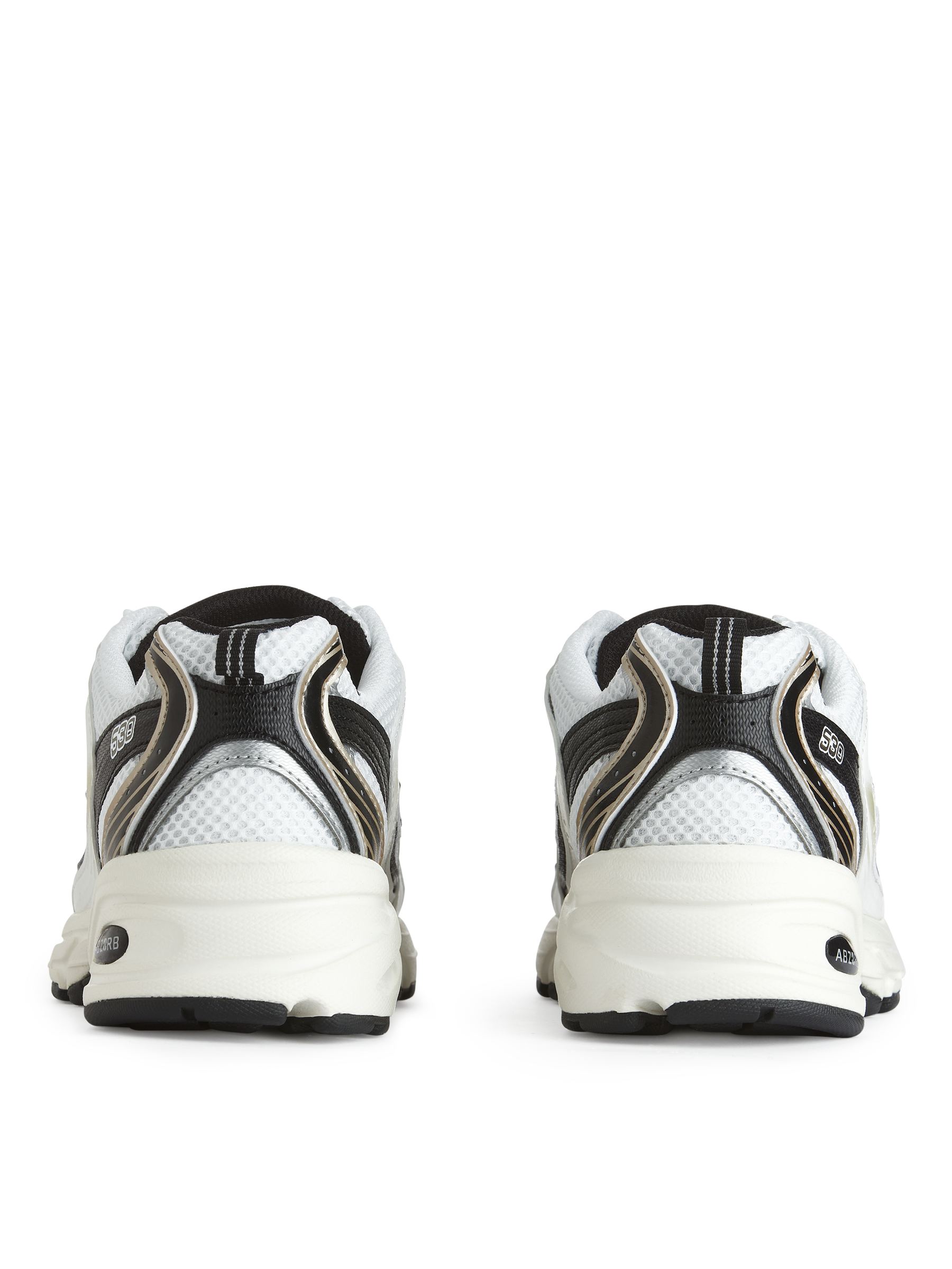 Zapatillas New Balance 530 - Blanco/negro/dorado - Women - StillMedia/DescriptiveStillLife - 4