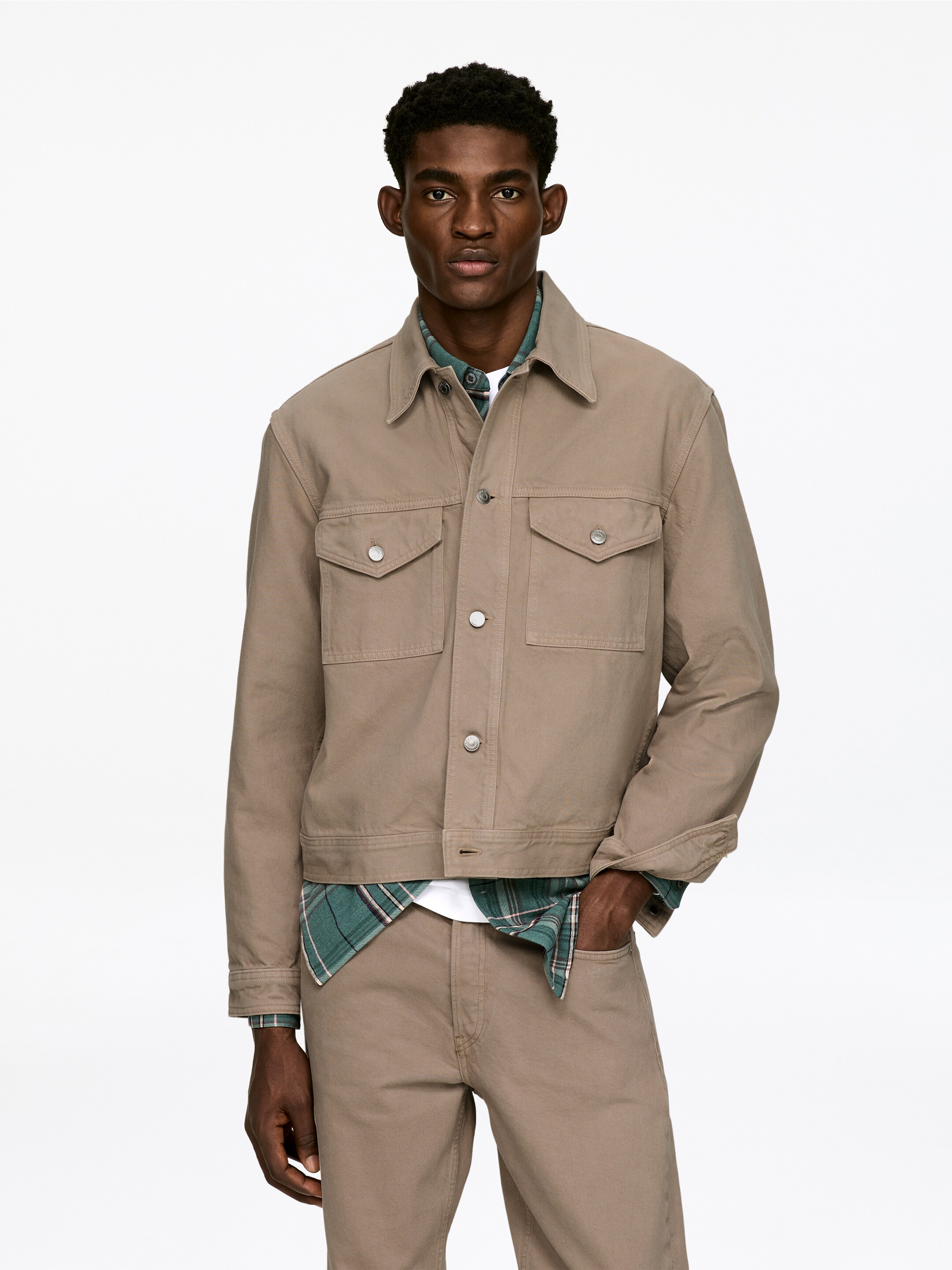 Visualizza immagine più grande: Giacca in denim tinto in capo - Argilla - UOMO | H&M IT 2