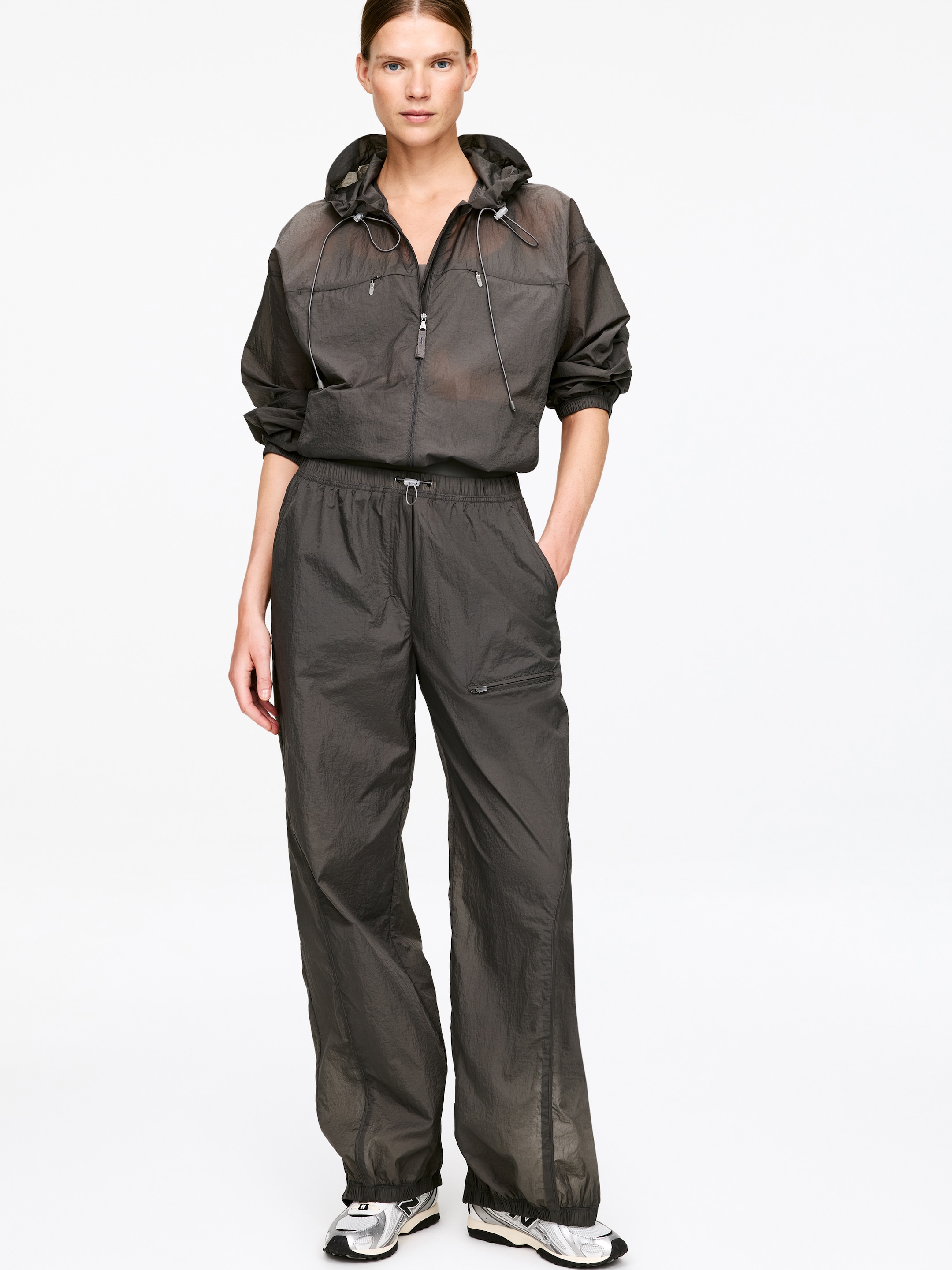 Ripstop Windbreaker - Grey - Loose fit - Women - StillMedia/Lookbook - 6