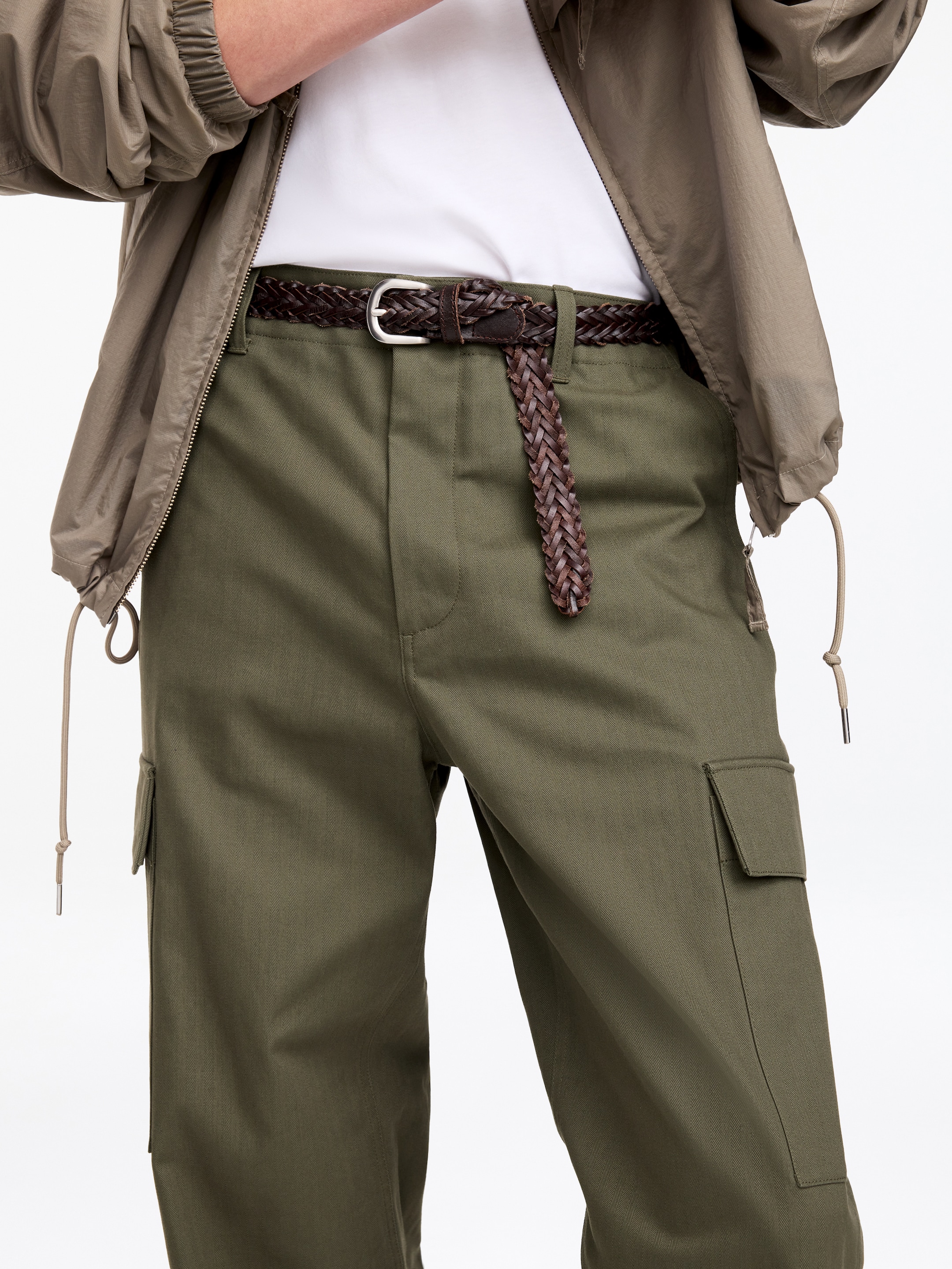 Wide Cotton Cargo Trousers - Khaki Green - Oversized - men - StillMedia/Lookbook - 4