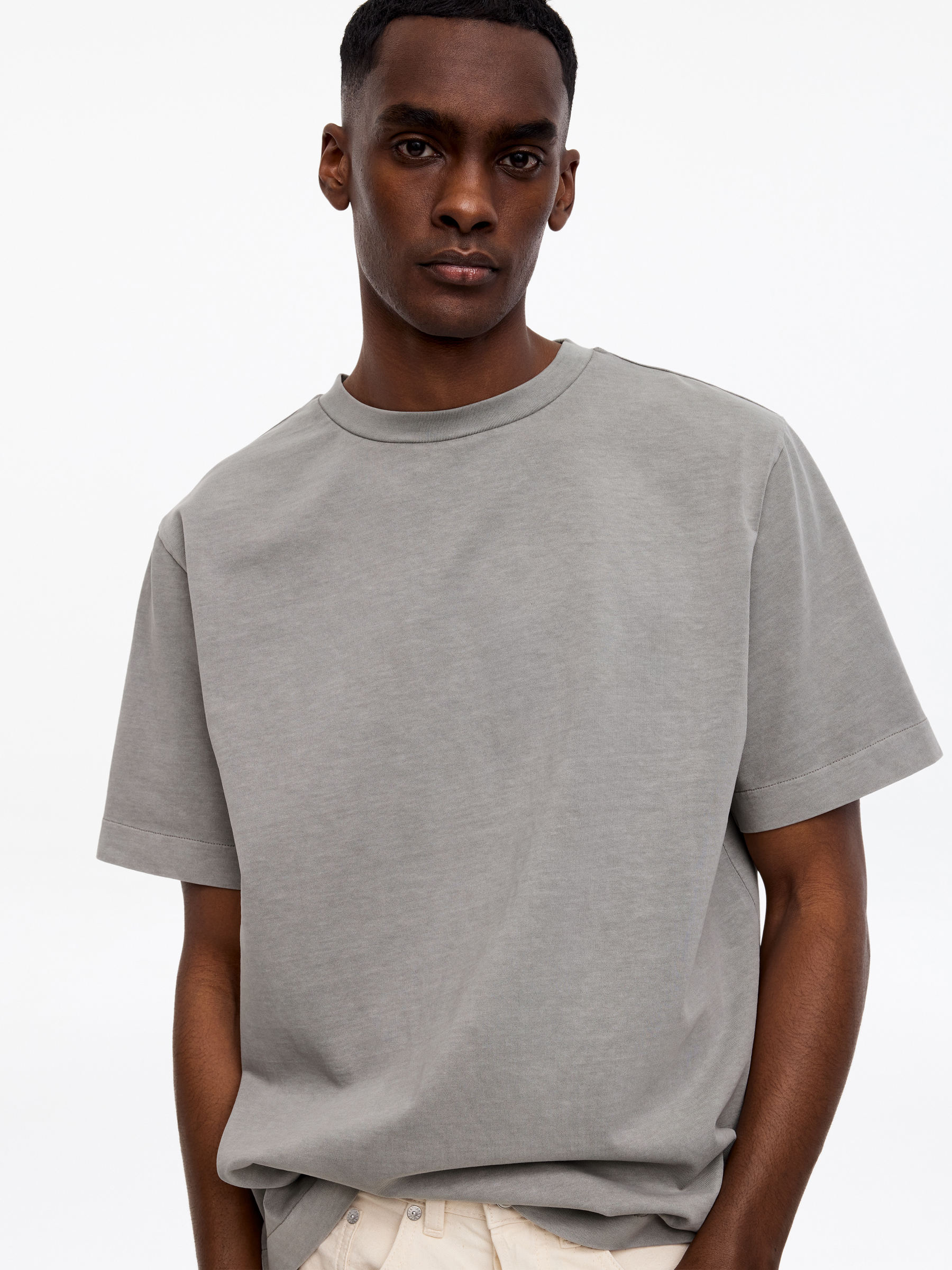 Relaxed T-Shirt - Grey - Relaxed fit - Men - StillMedia/Lookbook - 3