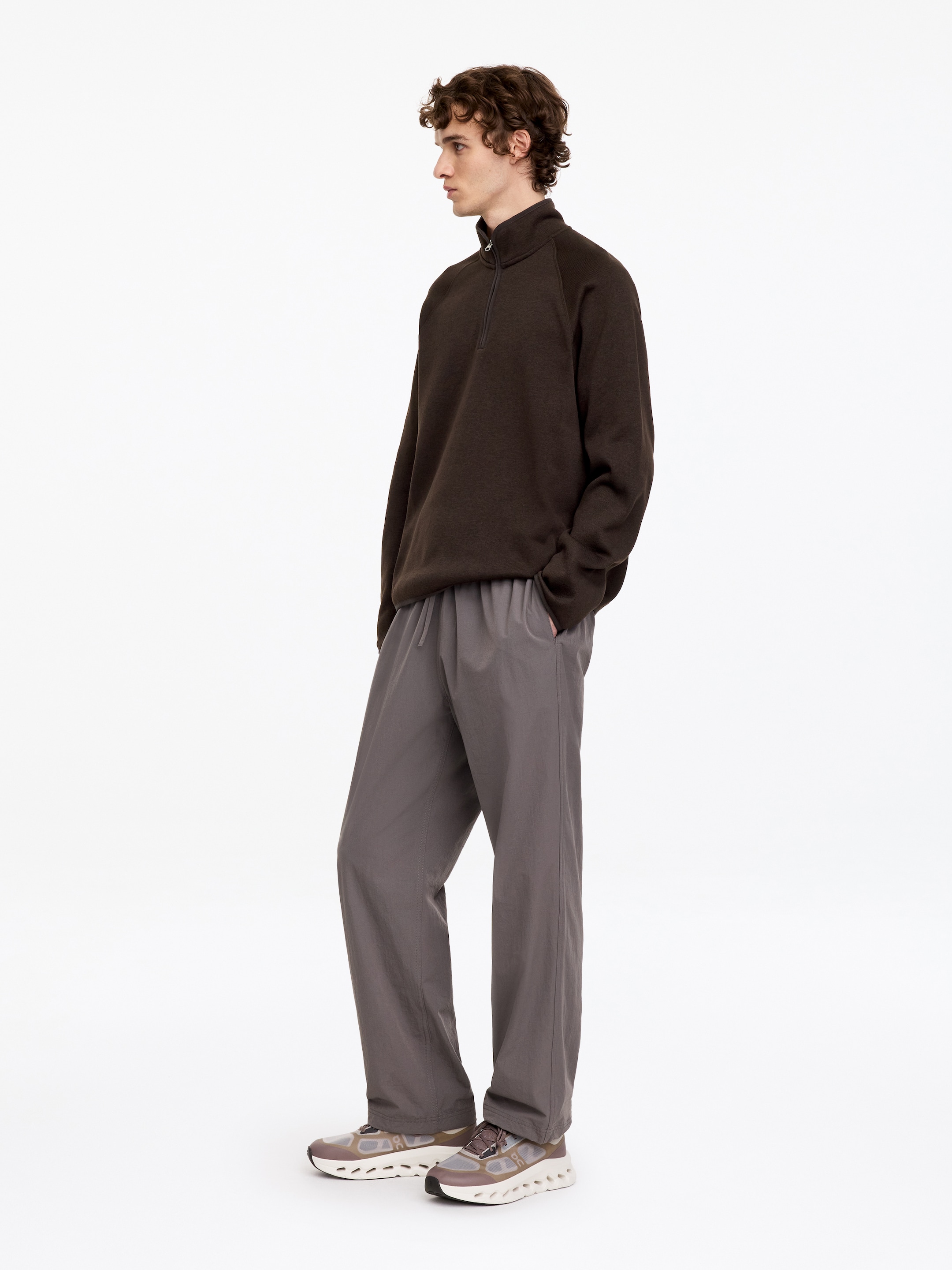 ARKET ACTIVE Half-Zip Jumper - Dark Brown - Regular fit - men - StillMedia/Lookbook - 5