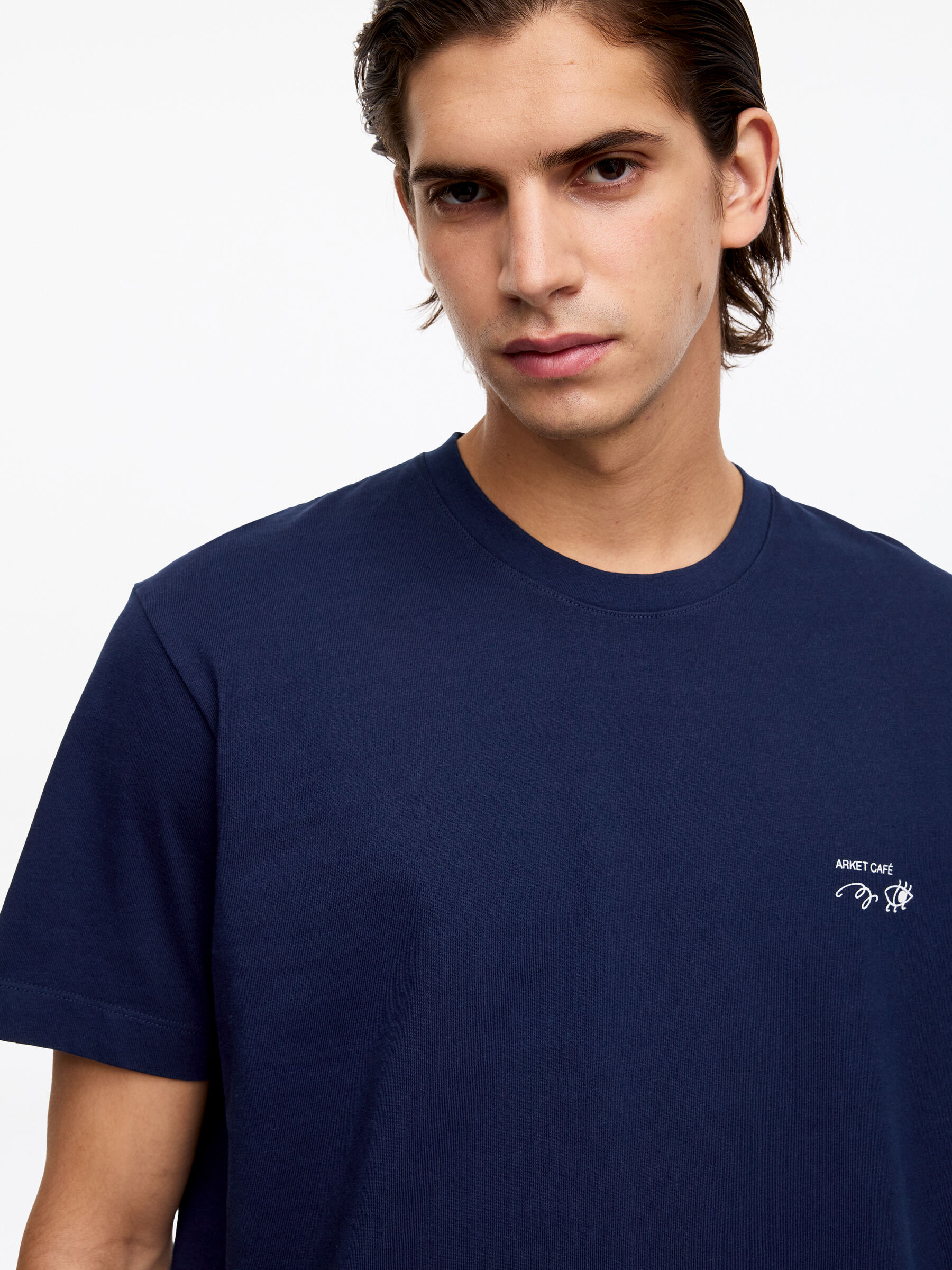 ARKET CAFÉ Printed T-Shirt - Dark Blue - Loose fit - Café - StillMedia/Lookbook - 7