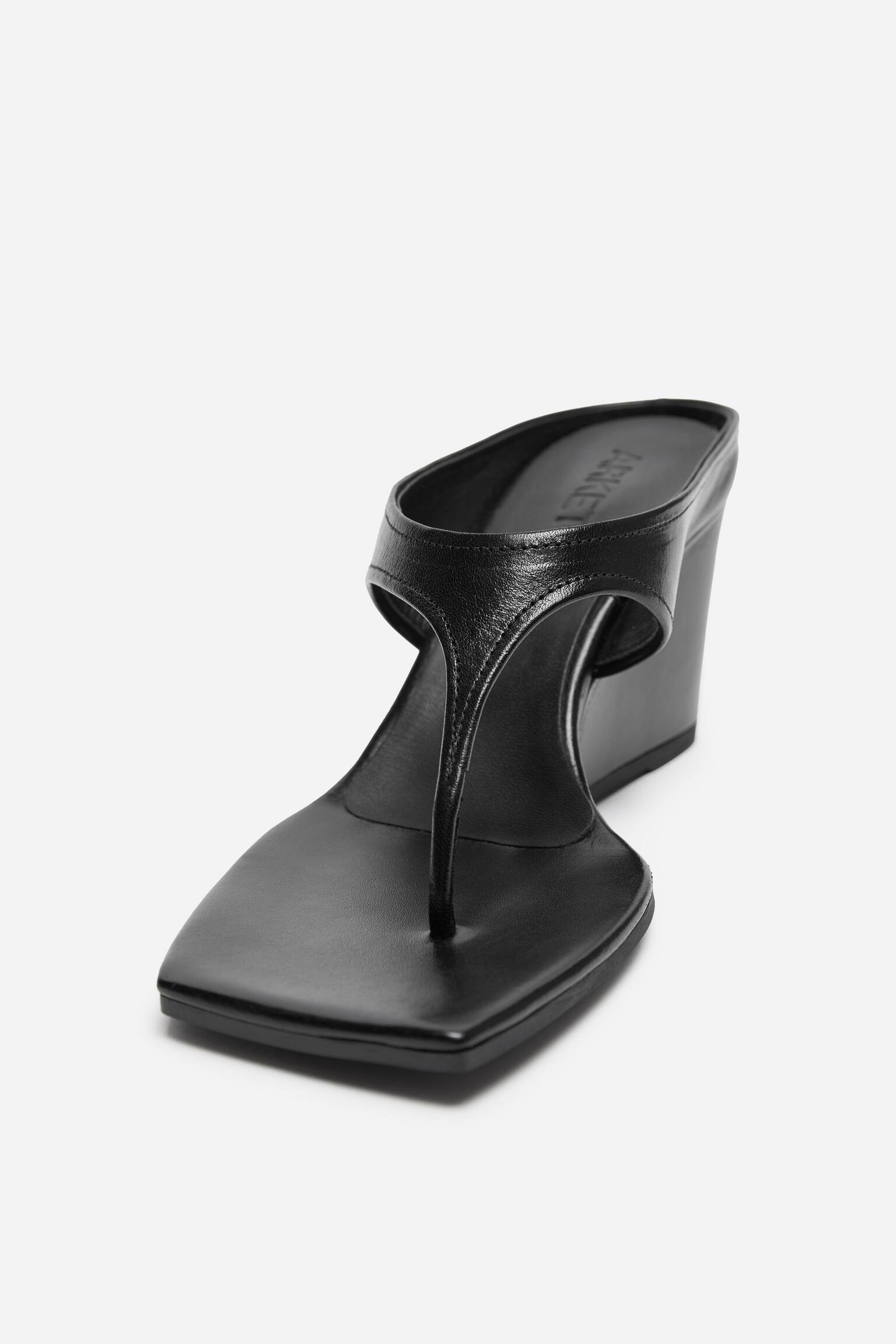 Sandales tong compensées en cuir - Noir - 6