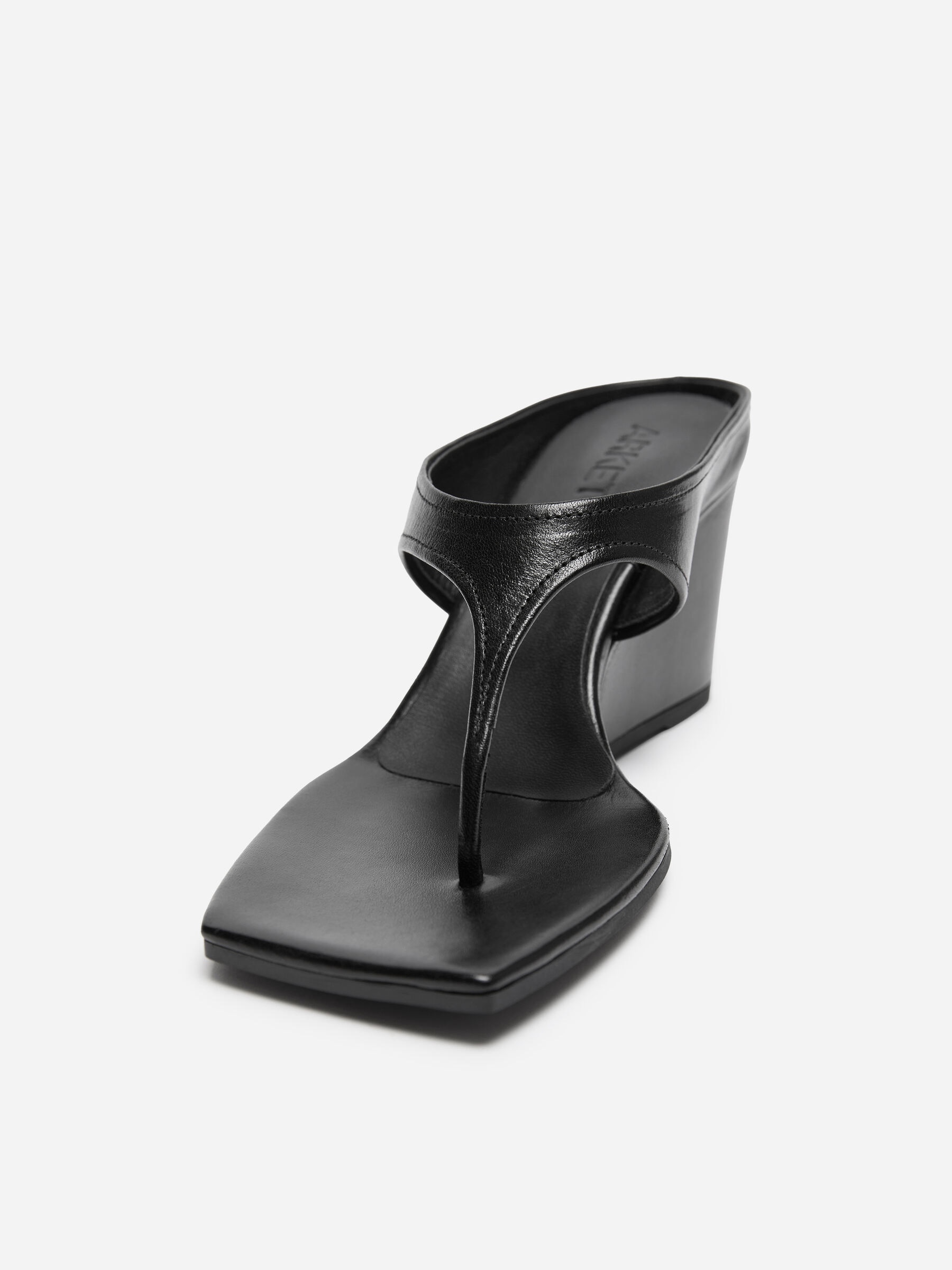 Leather Wedge Flip-Flop Sandals - Black - Women - StillMedia/DescriptiveDetail - 4