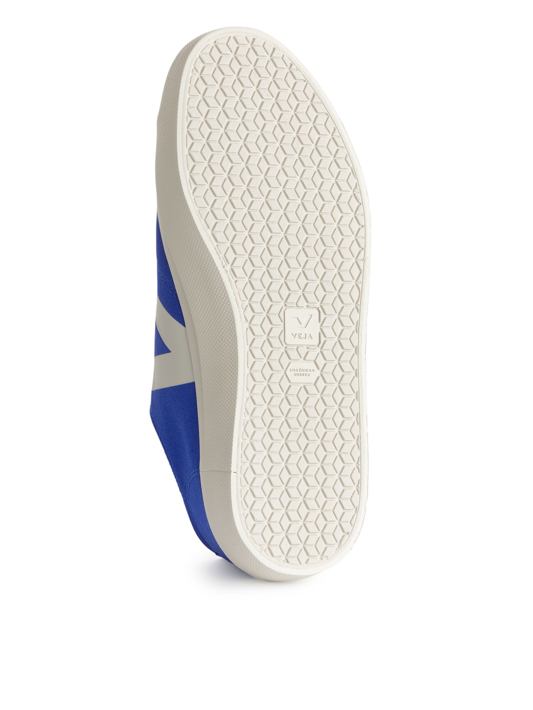 Veja Wata Trainers - Bright Blue - Women - StillMedia/DescriptiveDetail - 5