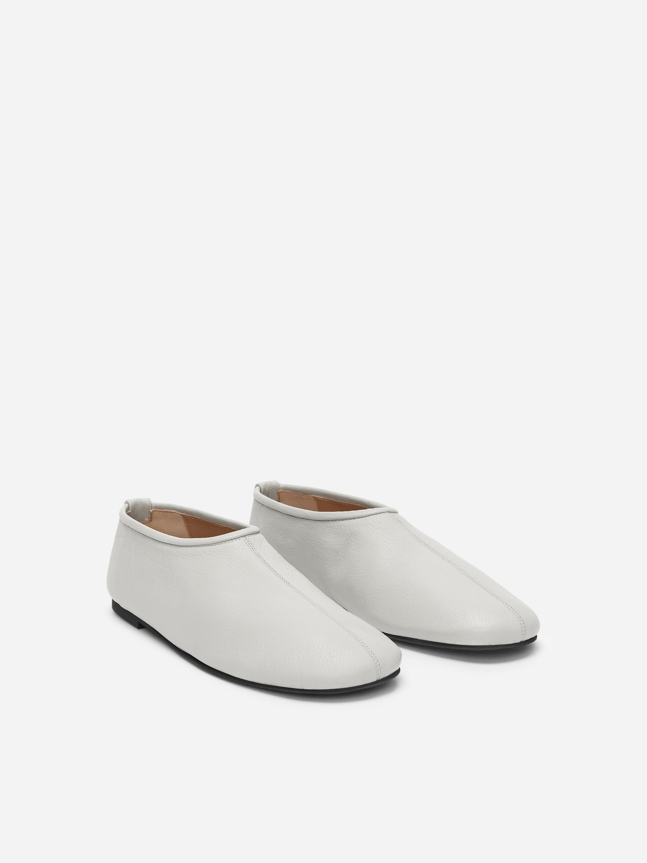 Leather Ballet Flats - Grey - Women - StillMedia/DescriptiveStillLife - 1