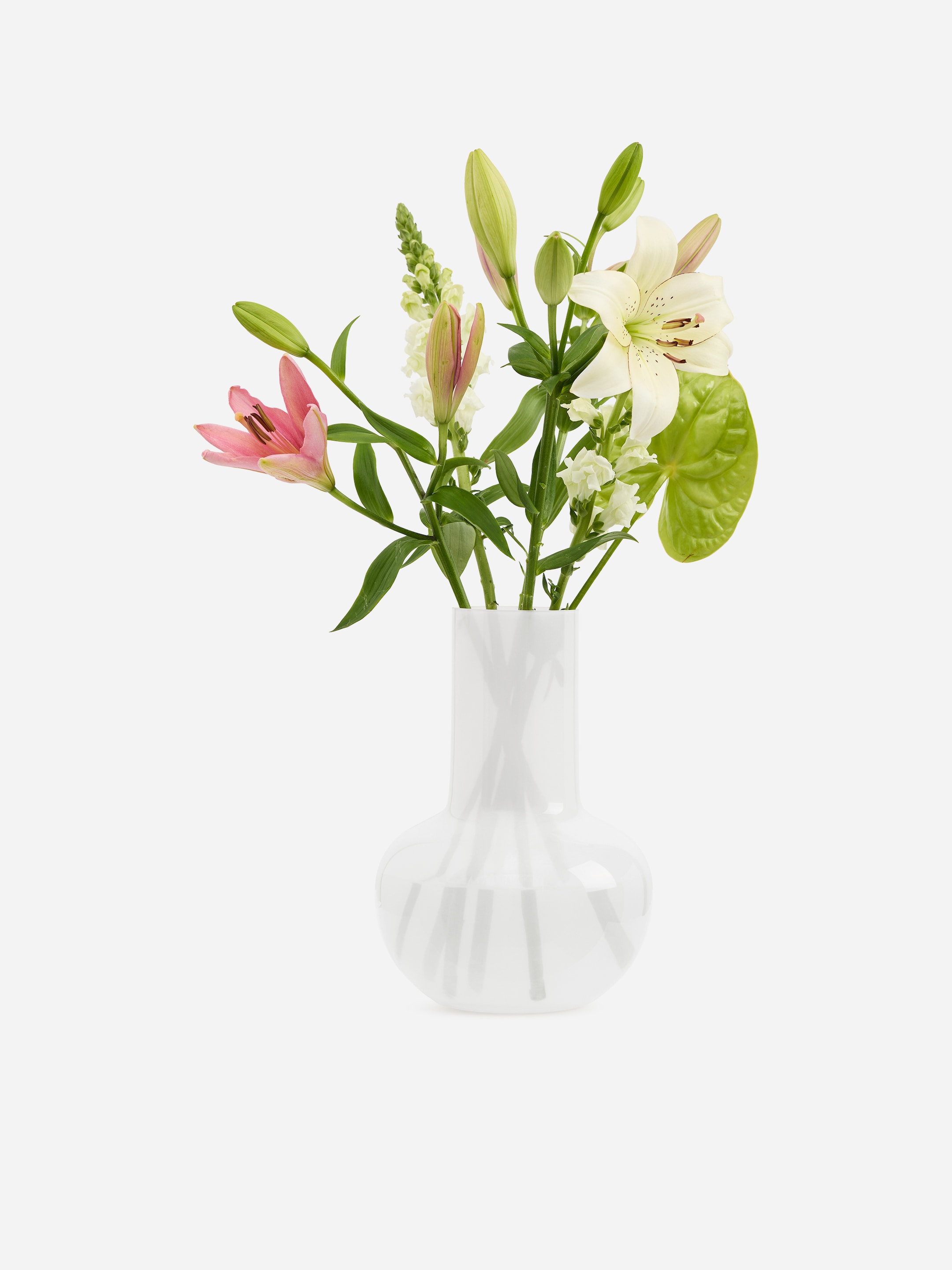 Glass Vase 28 cm - Milky White - homeware - StillMedia/DescriptiveStillLife - 1