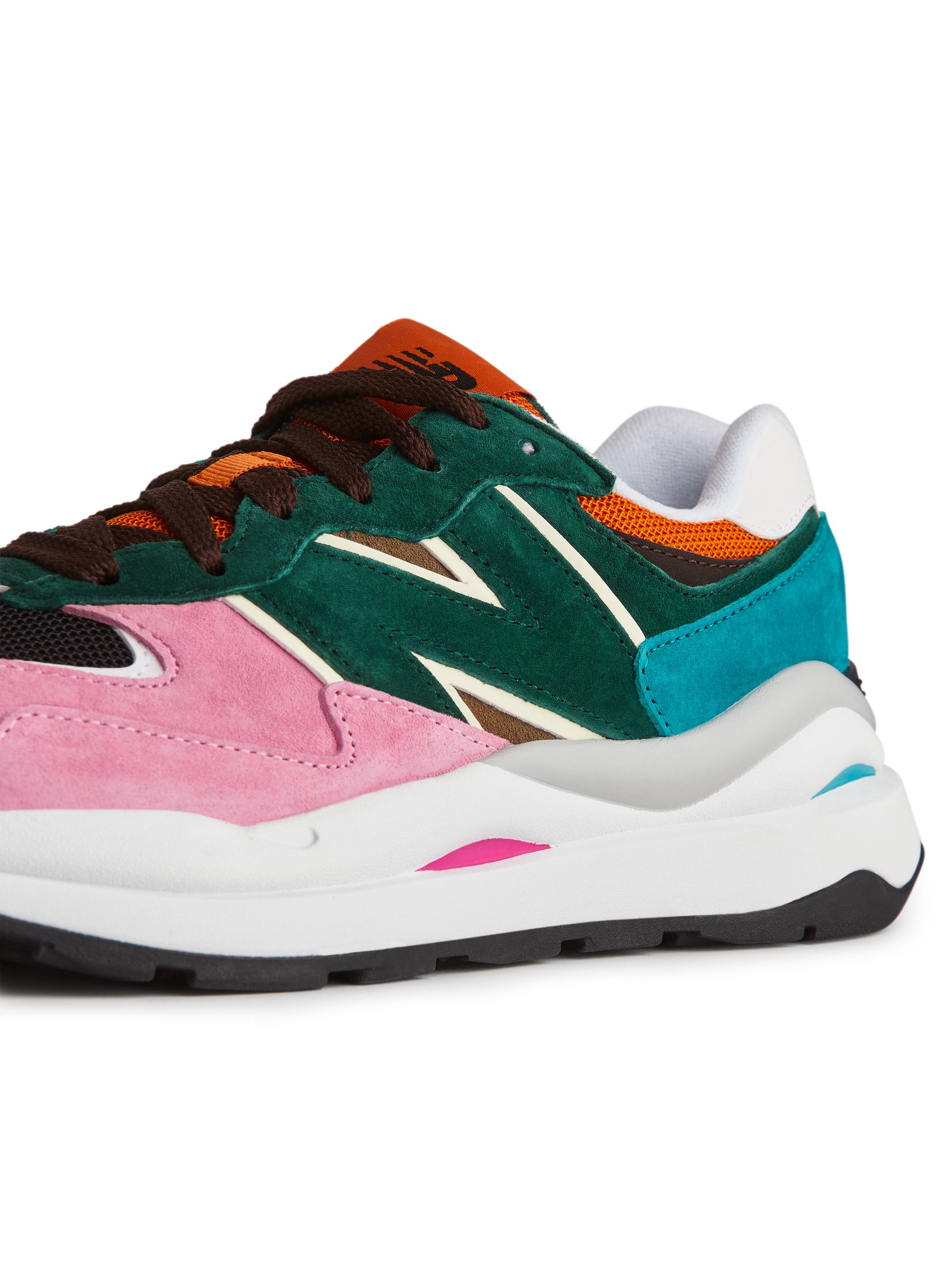 New Balance 5740 Trainers - Pink/Green - Women - StillMedia/DescriptiveDetail - 1