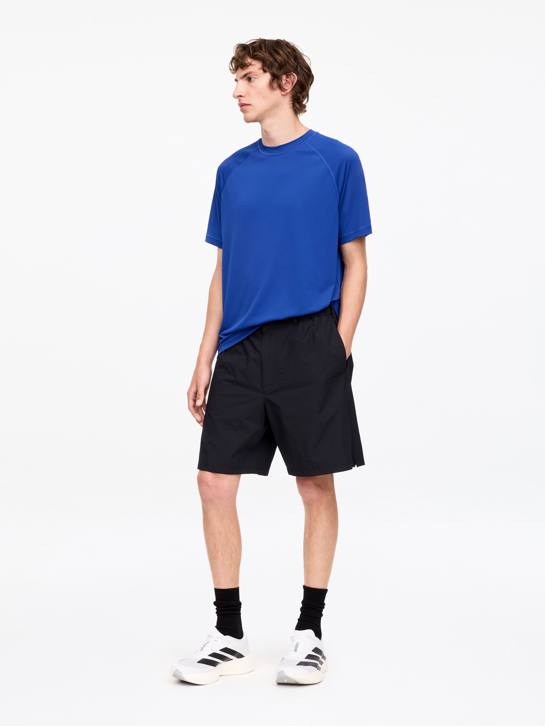 ARKET ACTIVE Tech T-Shirt - Bright Blue - Regular fit - Men - StillMedia/Lookbook - 5