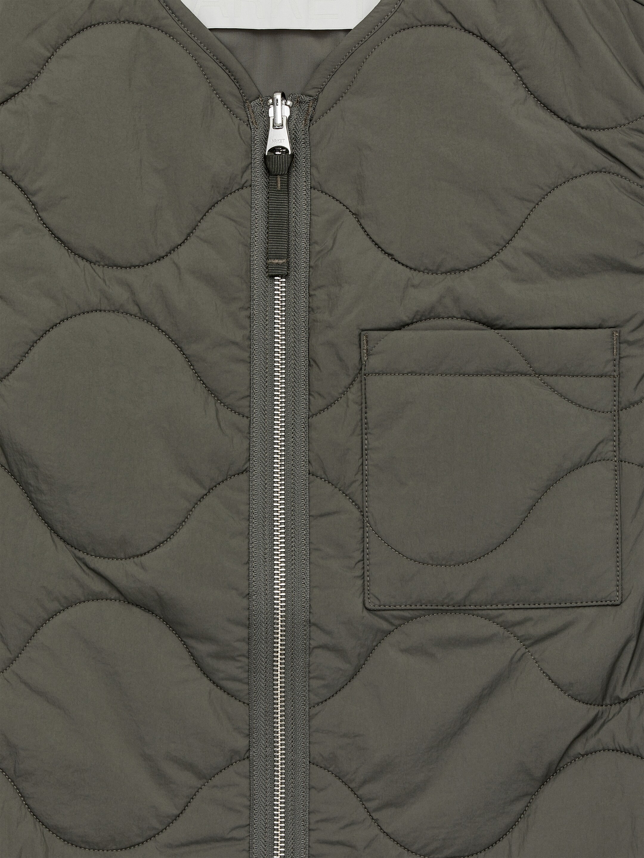 Grösseres Bild ansehen: Gesteppte 2-in-1-Liner-Weste - Grün - HERREN | H&M CH 3