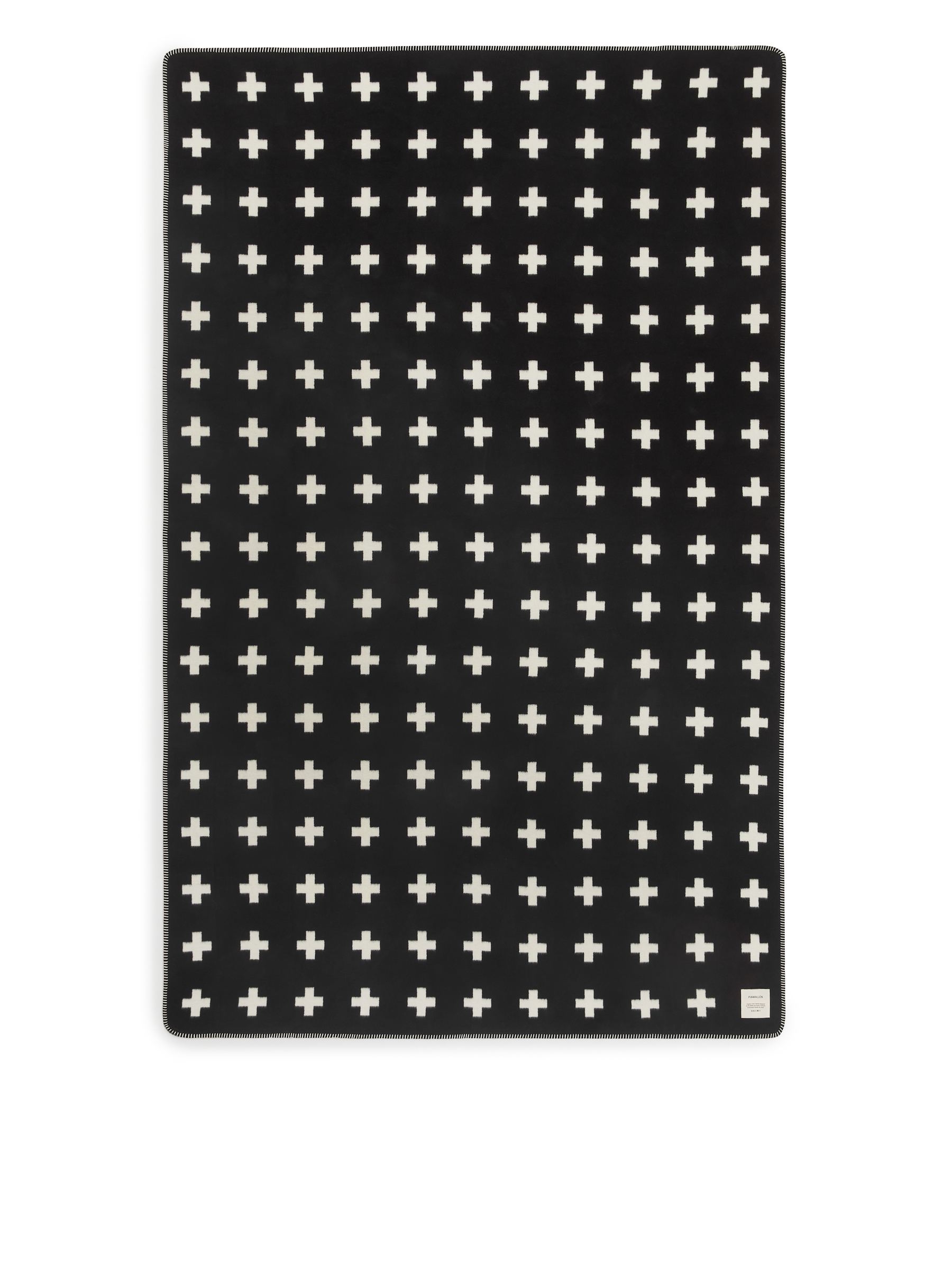Pia Wallén Cross Blanket - Black/White - Homeware - StillMedia/DescriptiveStillLife - 2