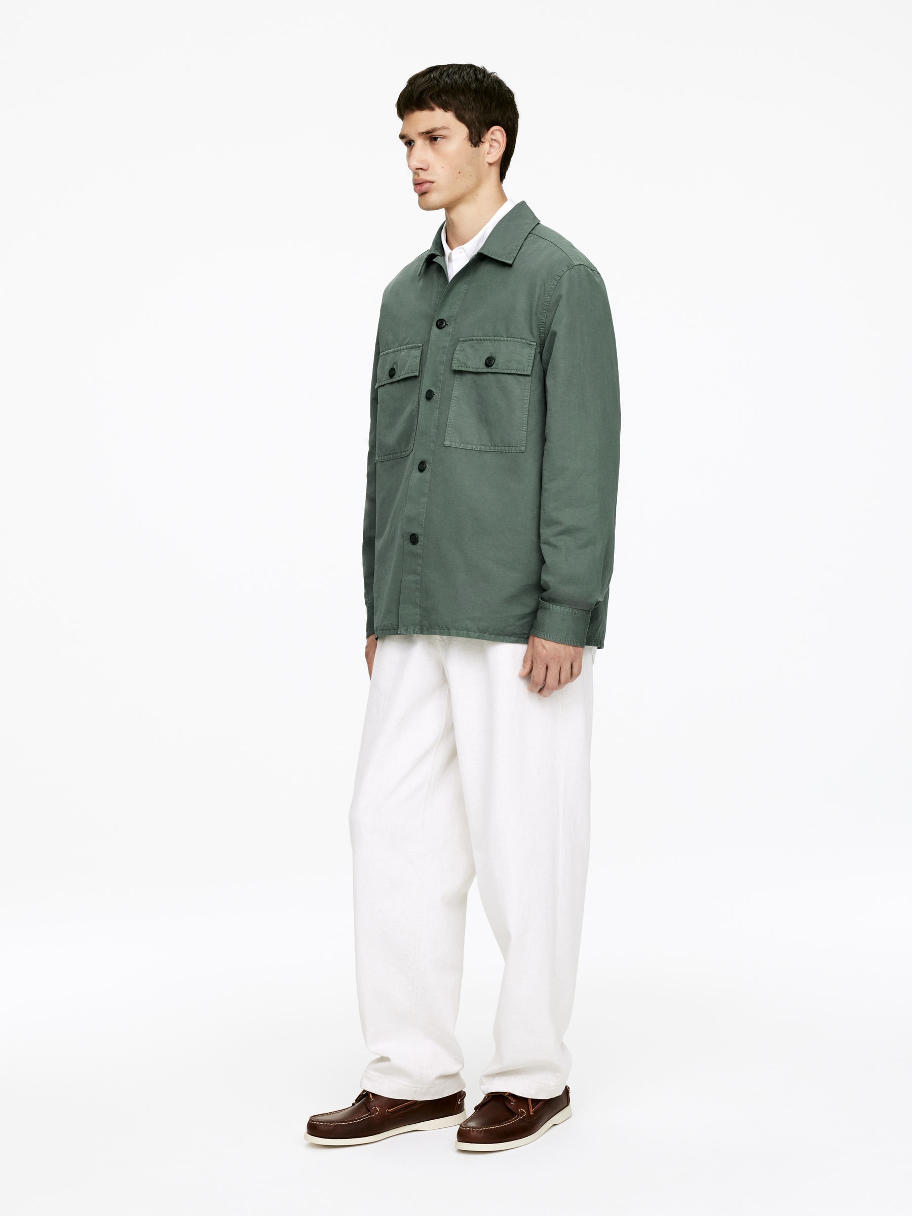 Cotton Linen Overshirt - Dusty Green - Loose fit - Men - StillMedia/Lookbook - 5