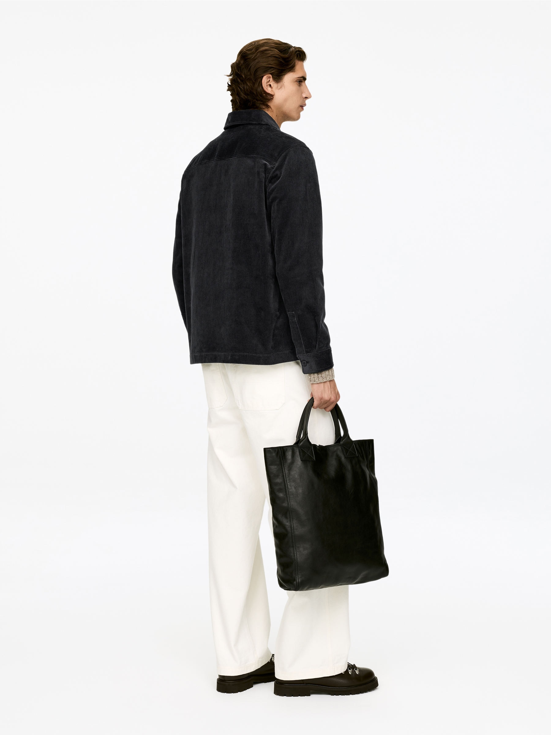 Corduroy Overshirt - Black - Regular fit - Men - StillMedia/Lookbook - 4