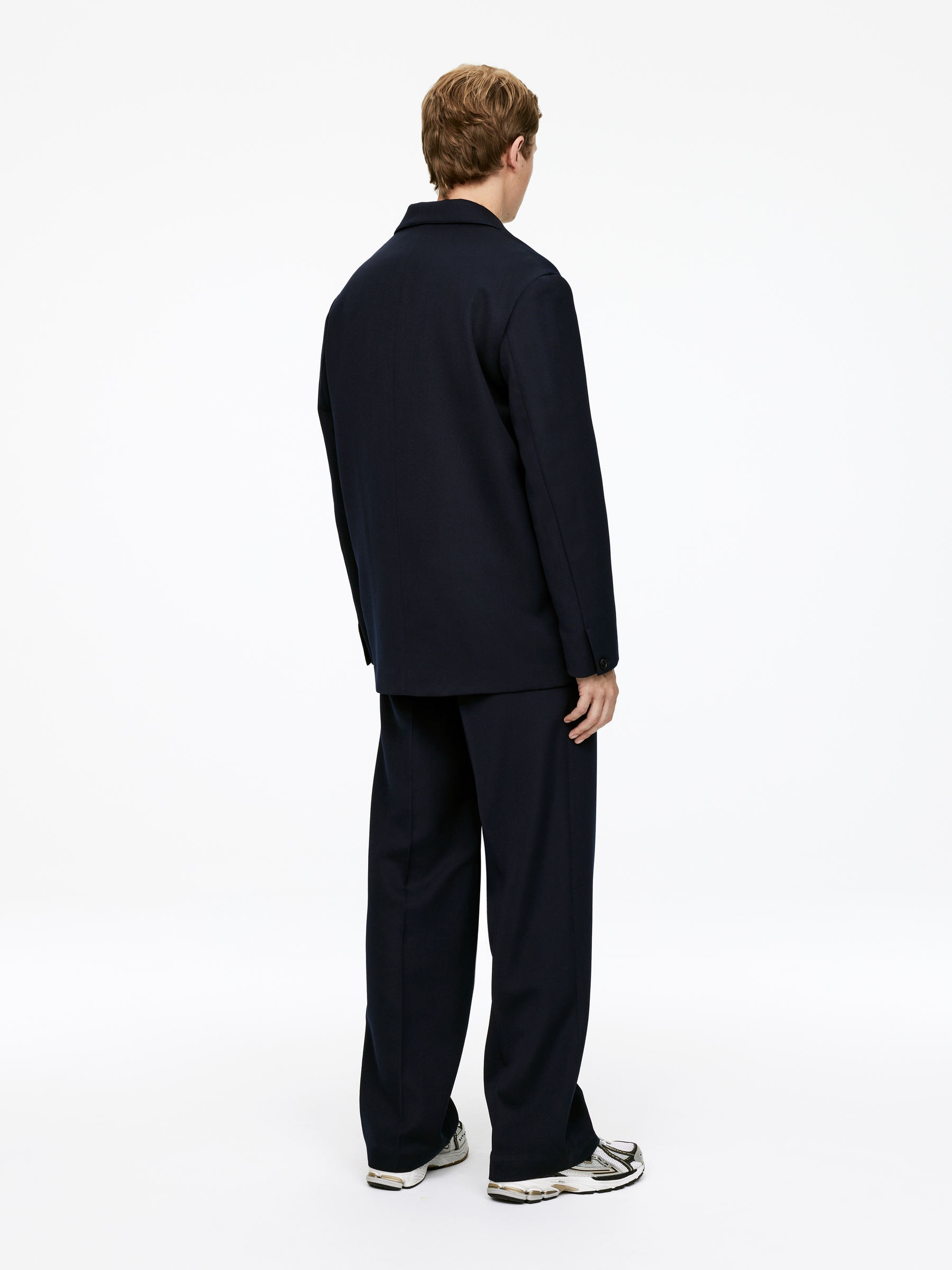 Dubbelknäppt kavaj i ull - Mörkblå - Loose fit - Men - StillMedia/Lookbook - 4