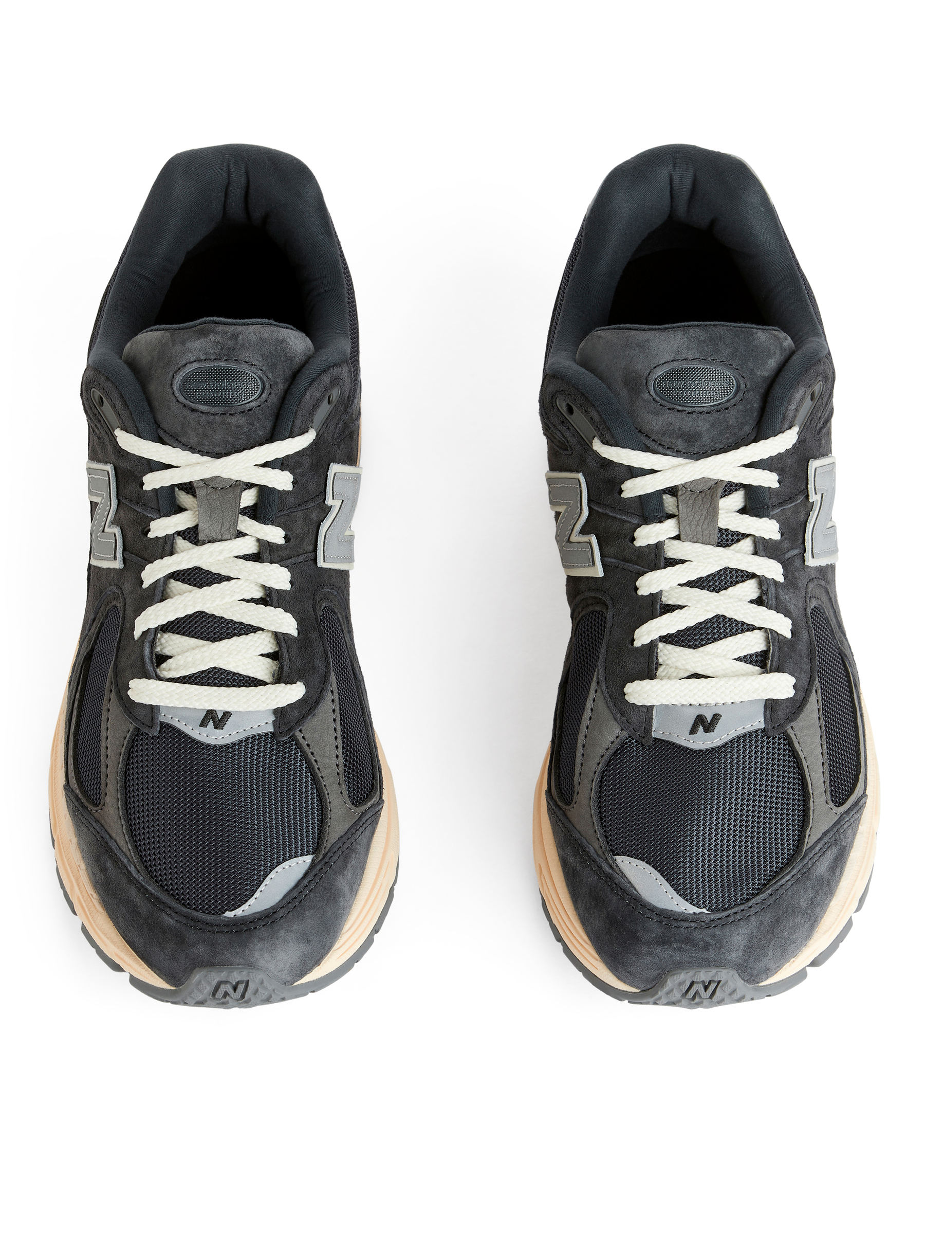 New Balance 2002R Trainers - Black - Men - StillMedia/DescriptiveStillLife - 3