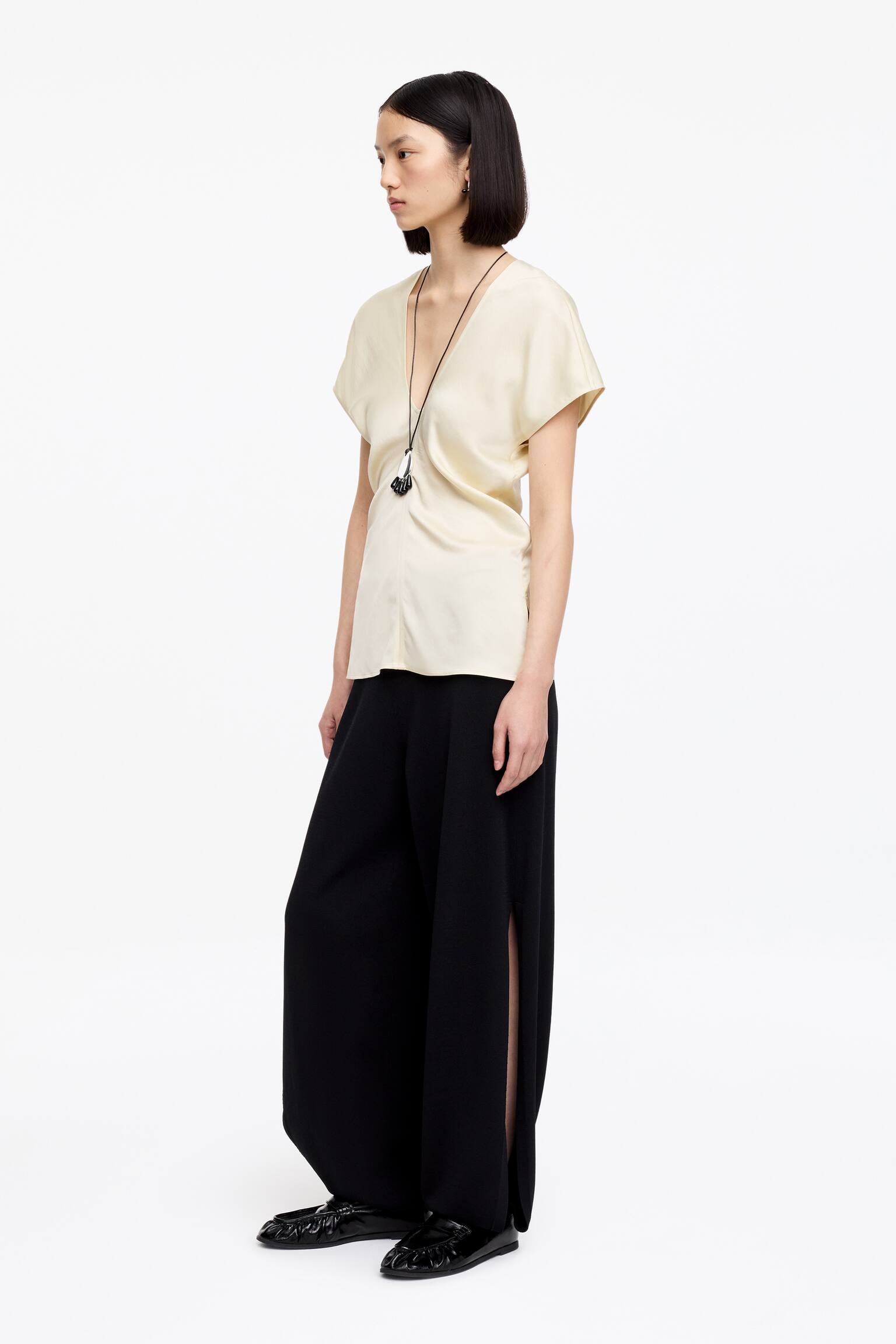 Drapeerattu satiinipaita - Vaalea beige - 4