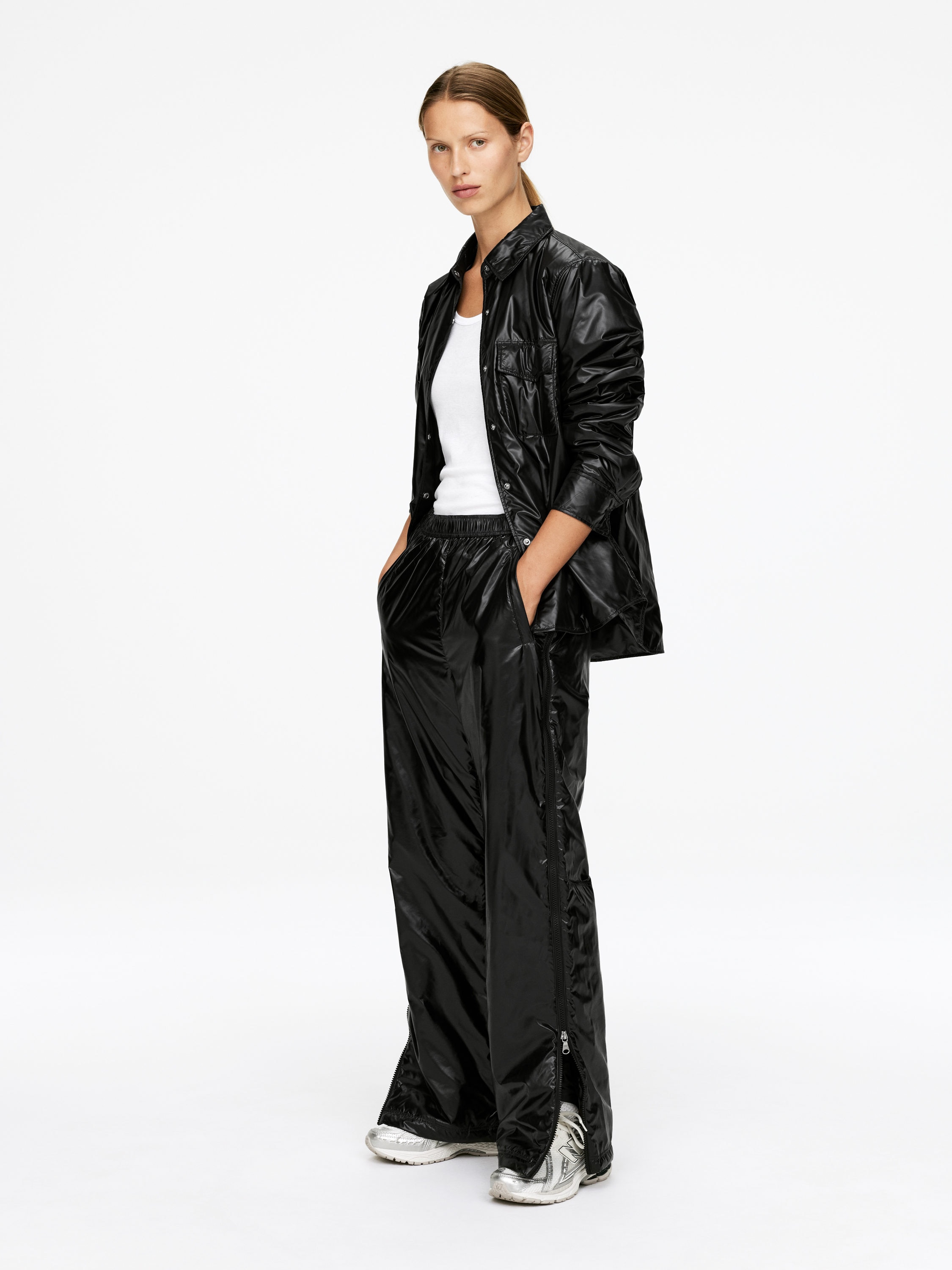 Nylon Overshirt - Black - Regular fit - Women - StillMedia/Lookbook - 6