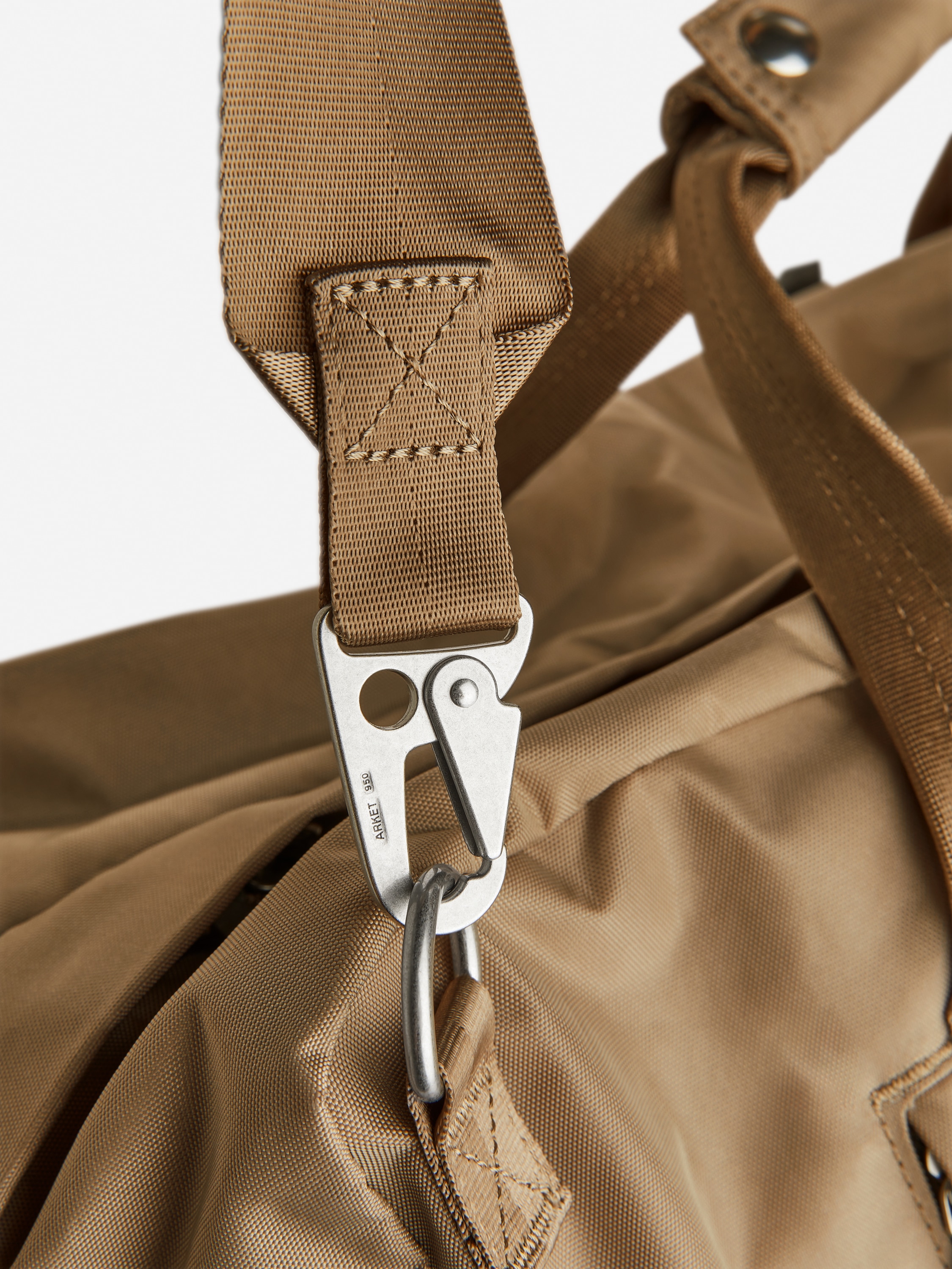 72-Hour 3-Way Duffle Bag – Dark Beige – Travel – ARKET WW