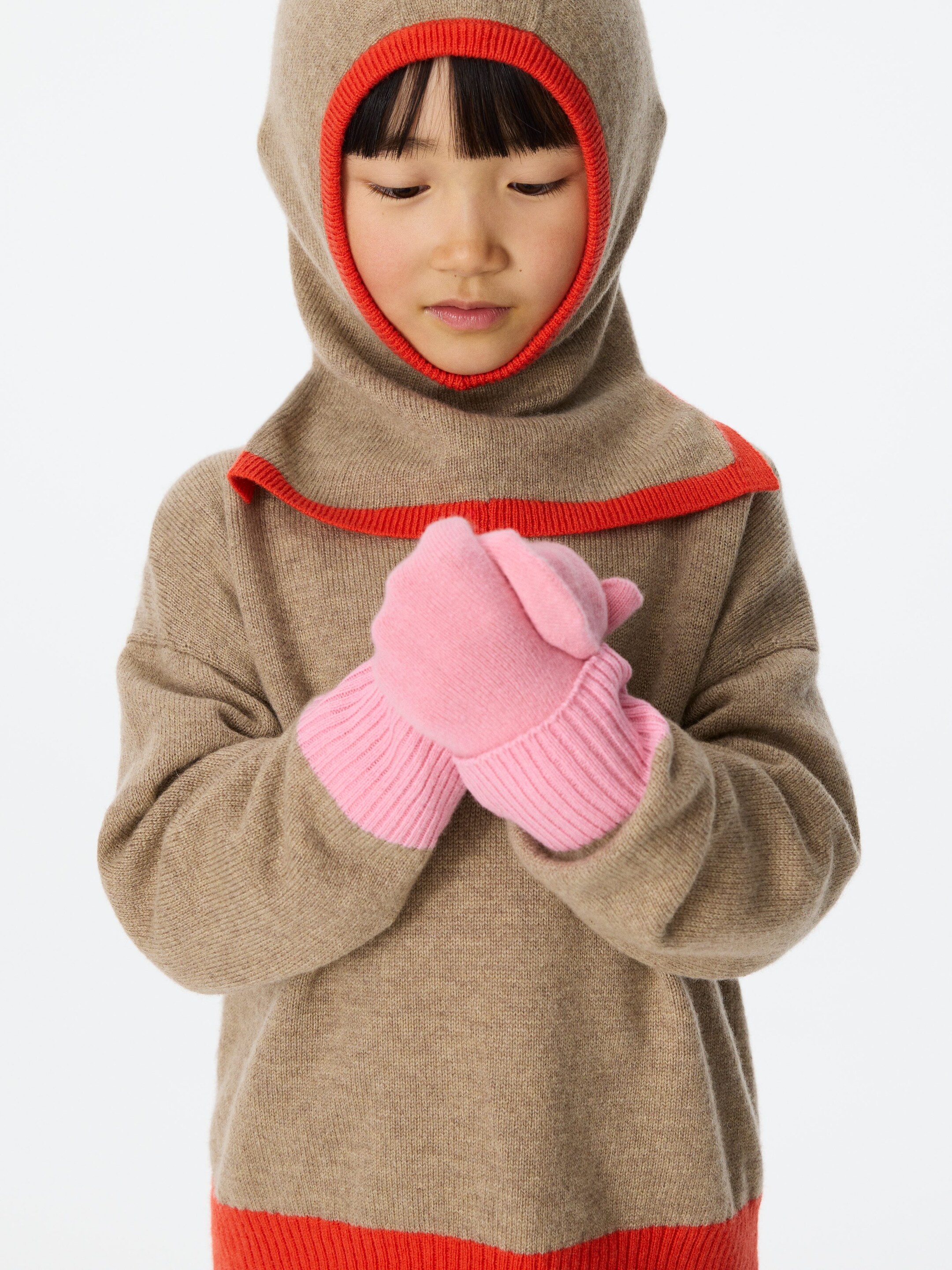 Größeres Bild anzeigen: Balaclava aus Wolle - Beige/Rot - Kids | H&M AT 2