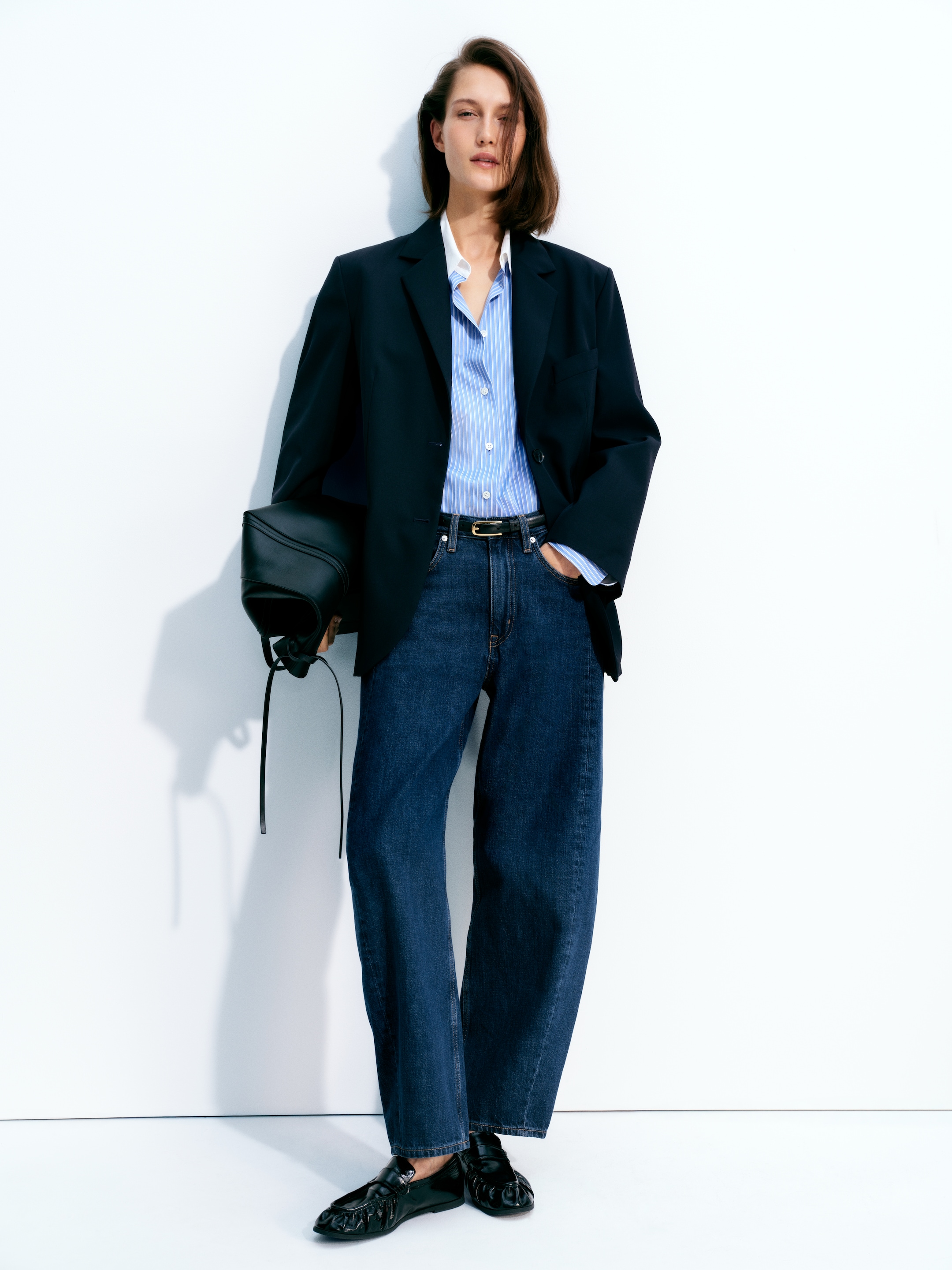 BLOOM Barrel Jeans - Blue - Relaxed fit - Women - StillMedia/Environmental - 1