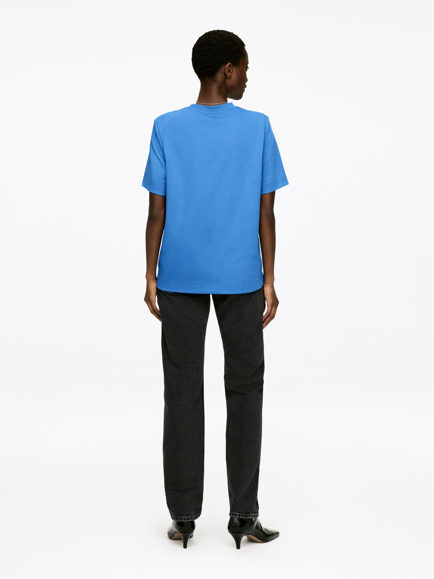 PEARL Heavyweight T-Shirt - Blue - Regular fit - Women - StillMedia/Lookbook - 3