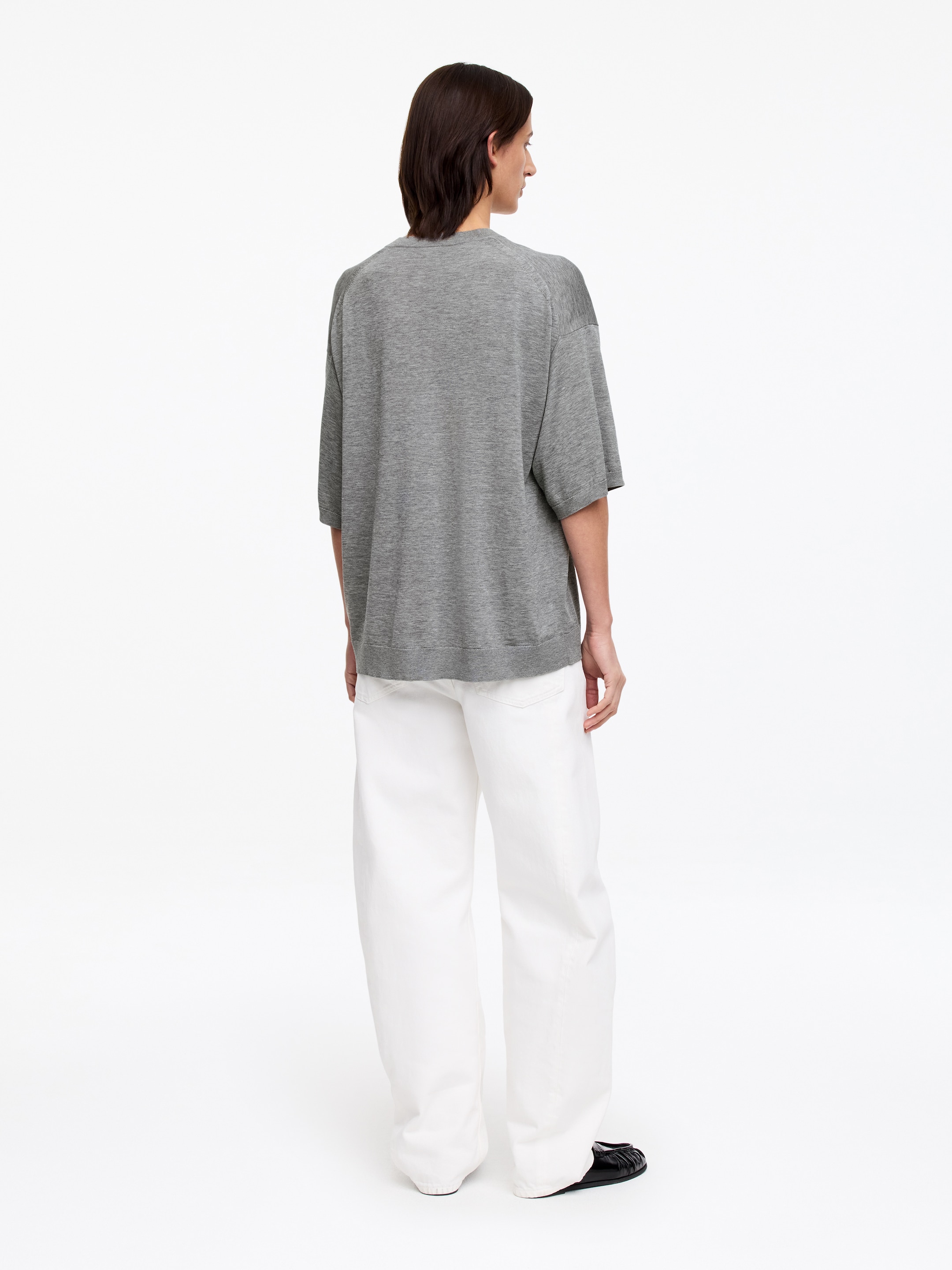 Silk Blend V-Neck Top - Grey - Loose fit - Women - StillMedia/Lookbook - 5
