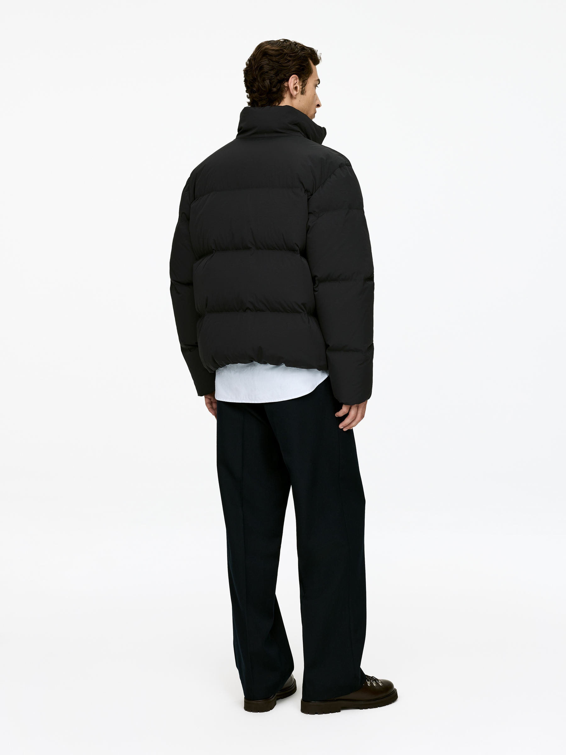 Upcycled Down Jacket - Black - Regular fit - Men - StillMedia/Lookbook - 4