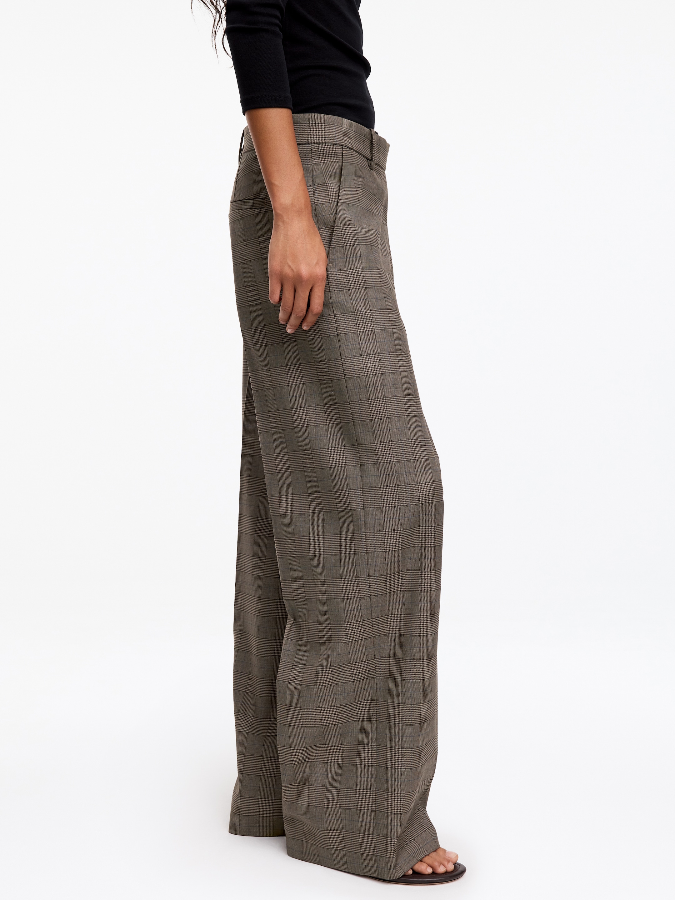 Wool Blend Tailored Trousers - Dark Brown - Relaxed fit - women - StillMedia/Lookbook - 4
