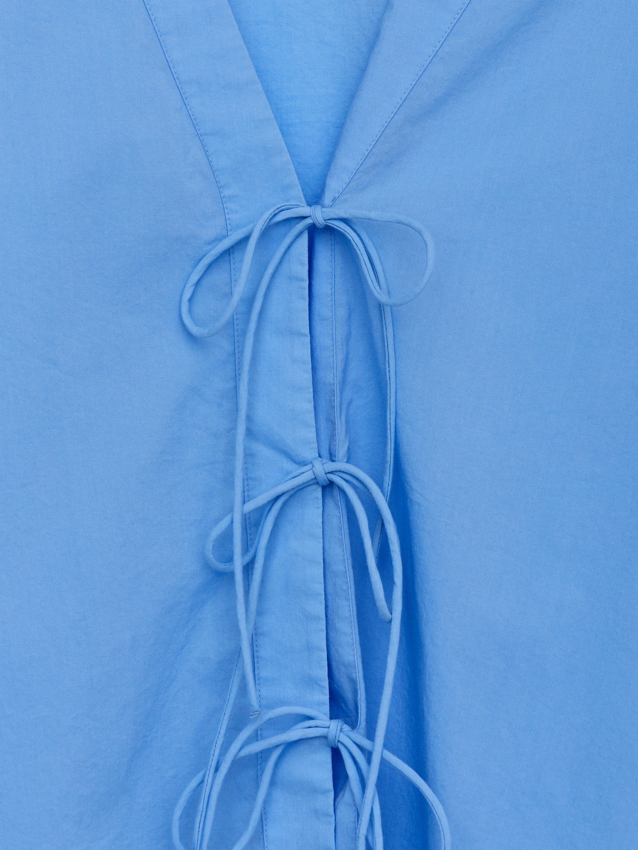 Grotere afbeelding bekijken: Blouse met strikjes aan de voorkant - Light Blue - DAMES | H&M BE 2