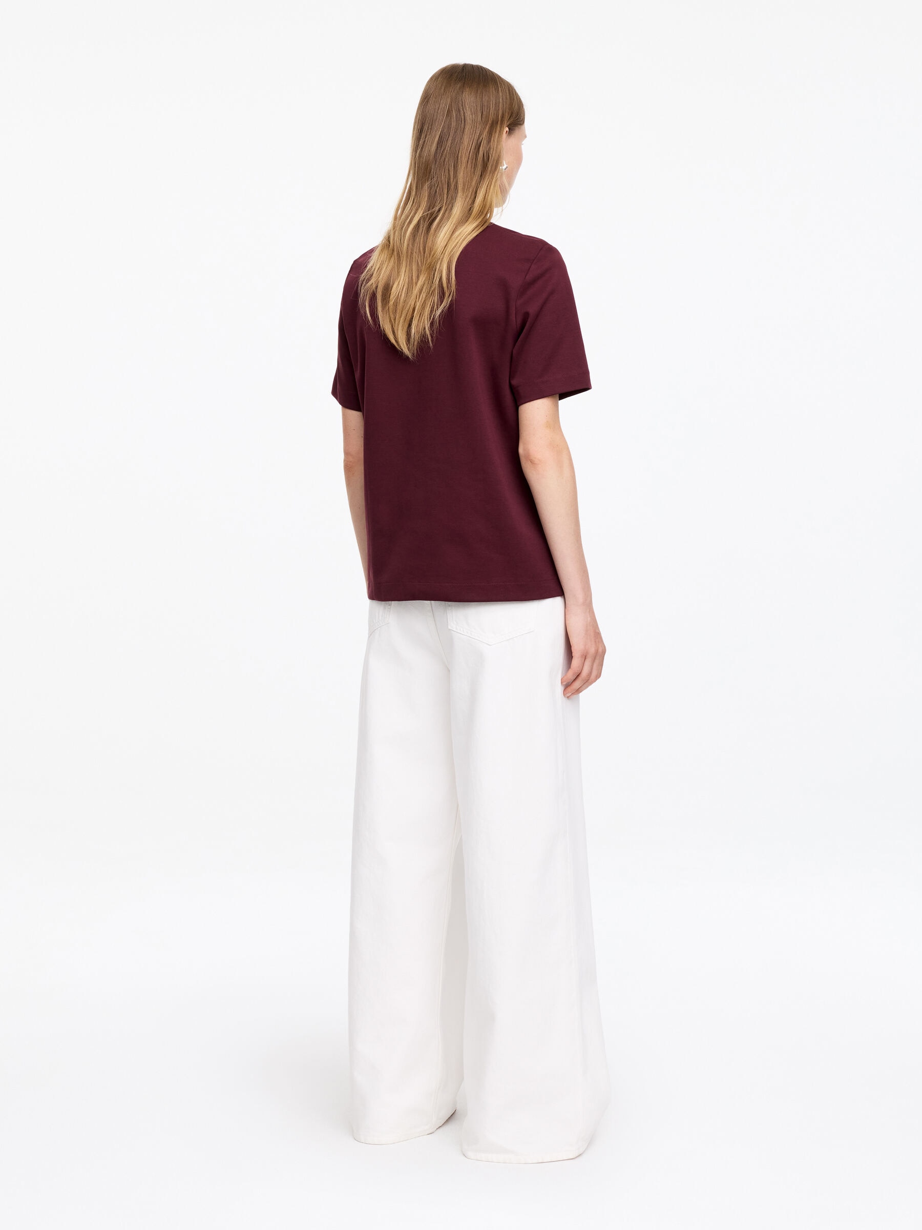 Signature Constructed T-Shirt - Burgundy - Regular fit - Women - StillMedia/Lookbook - 2