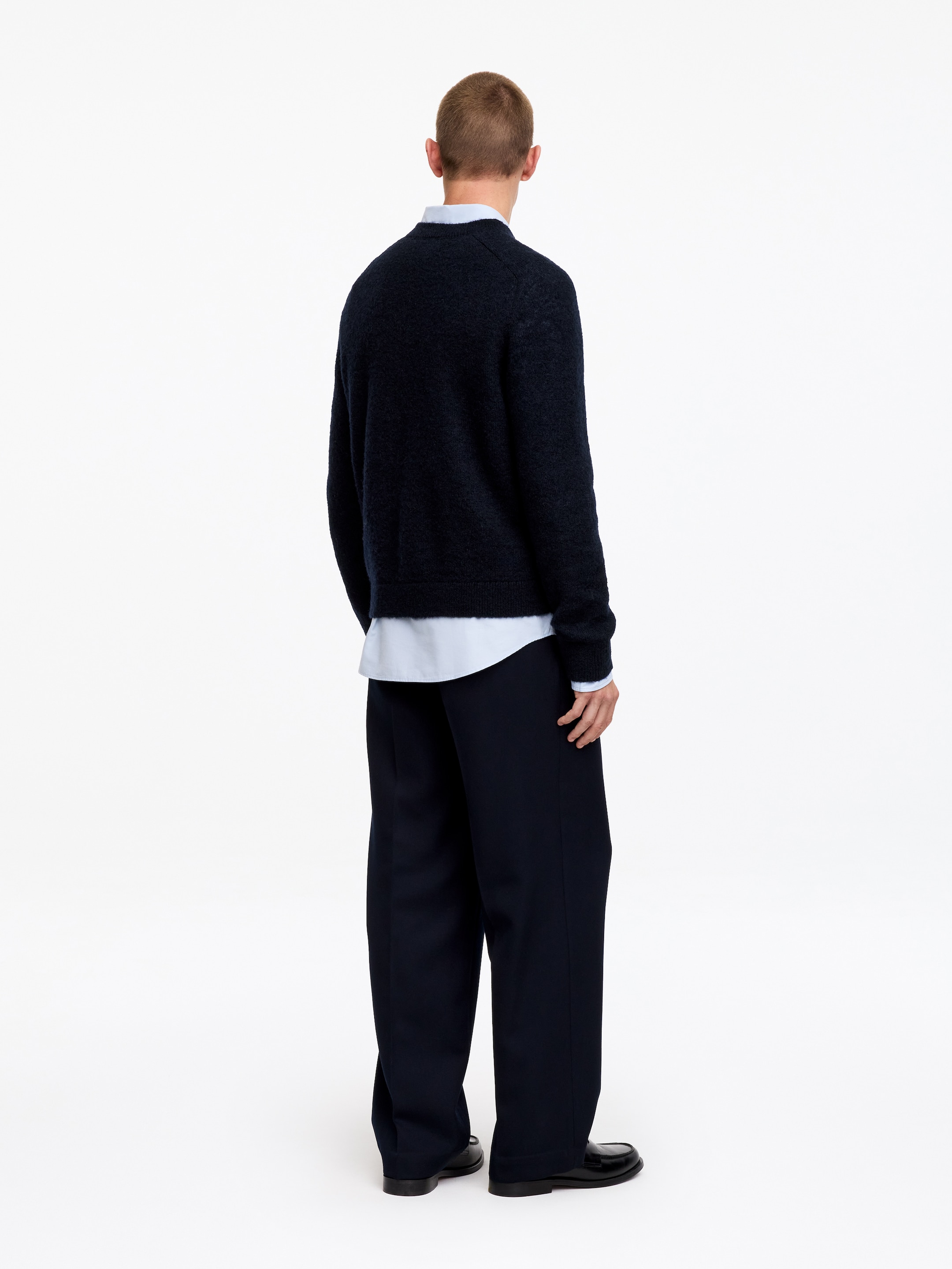 Tröja i borstad ullblandning - Marinblå - Regular fit - men - StillMedia/Lookbook - 2