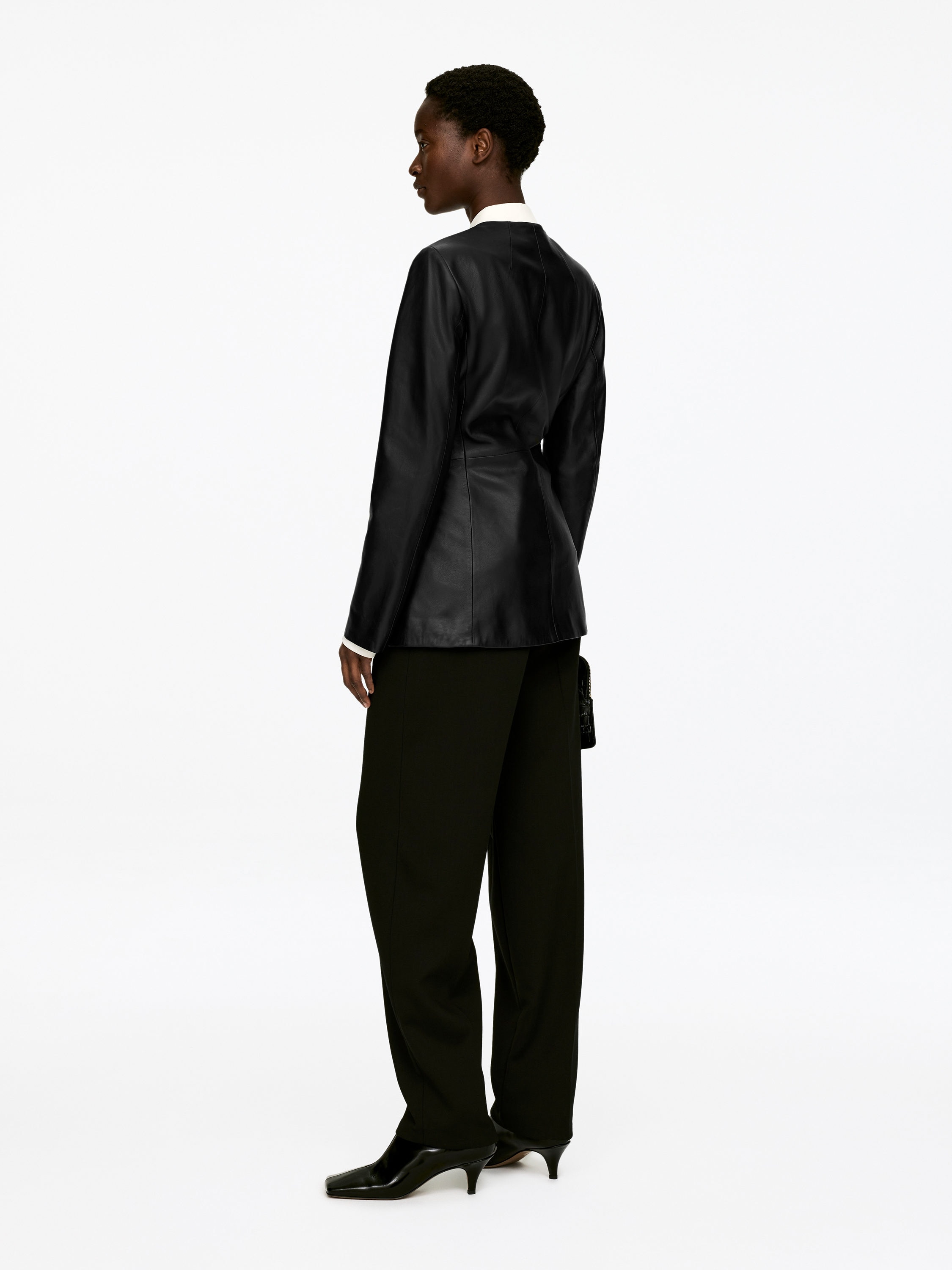 Collarless Leather Blazer - Black - Slim fit - Women - StillMedia/Lookbook - 5