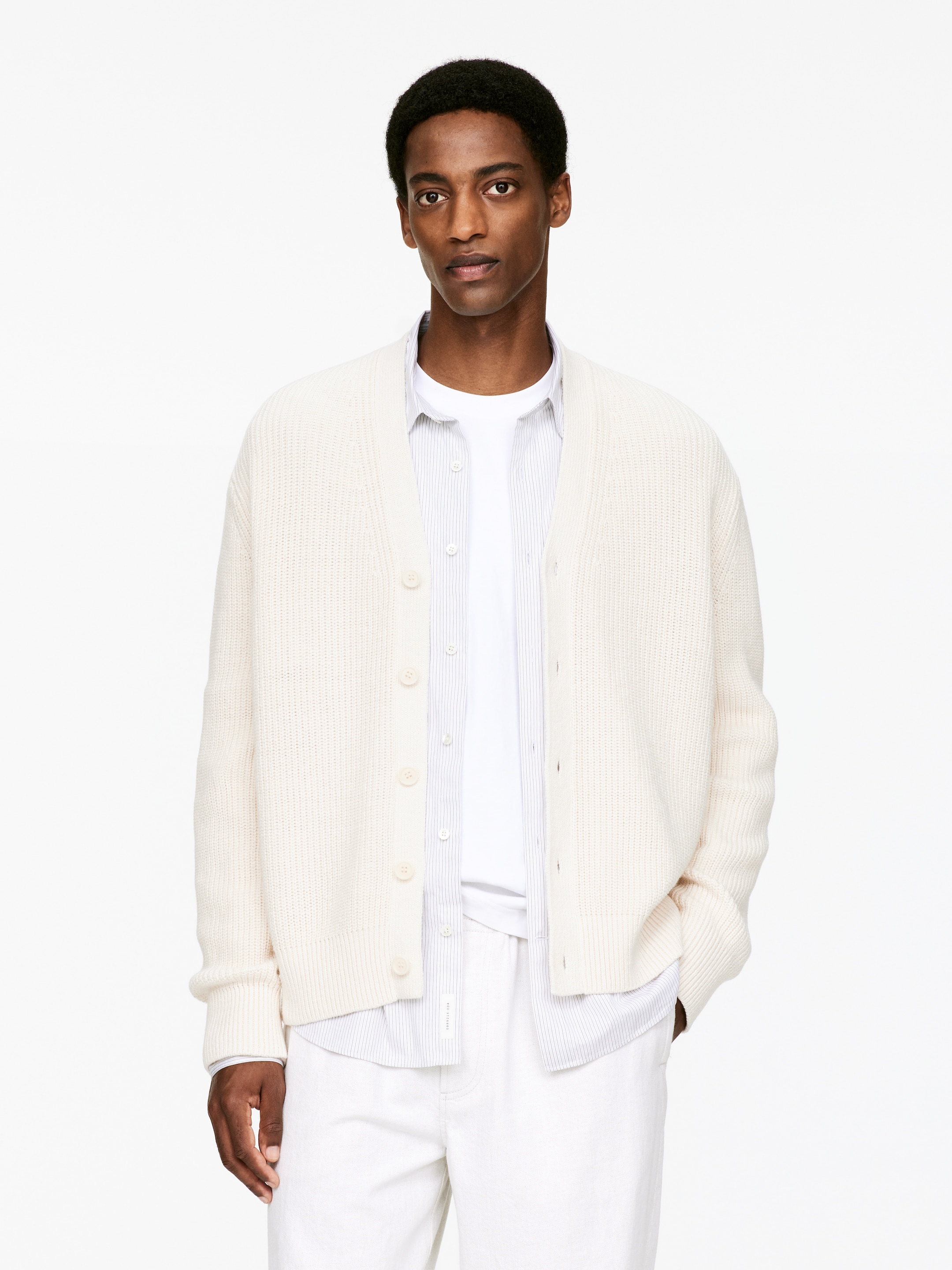 Visualizza immagine più grande: Cardigan in misto lino - Bianco sporco - UOMO | H&M IT 1