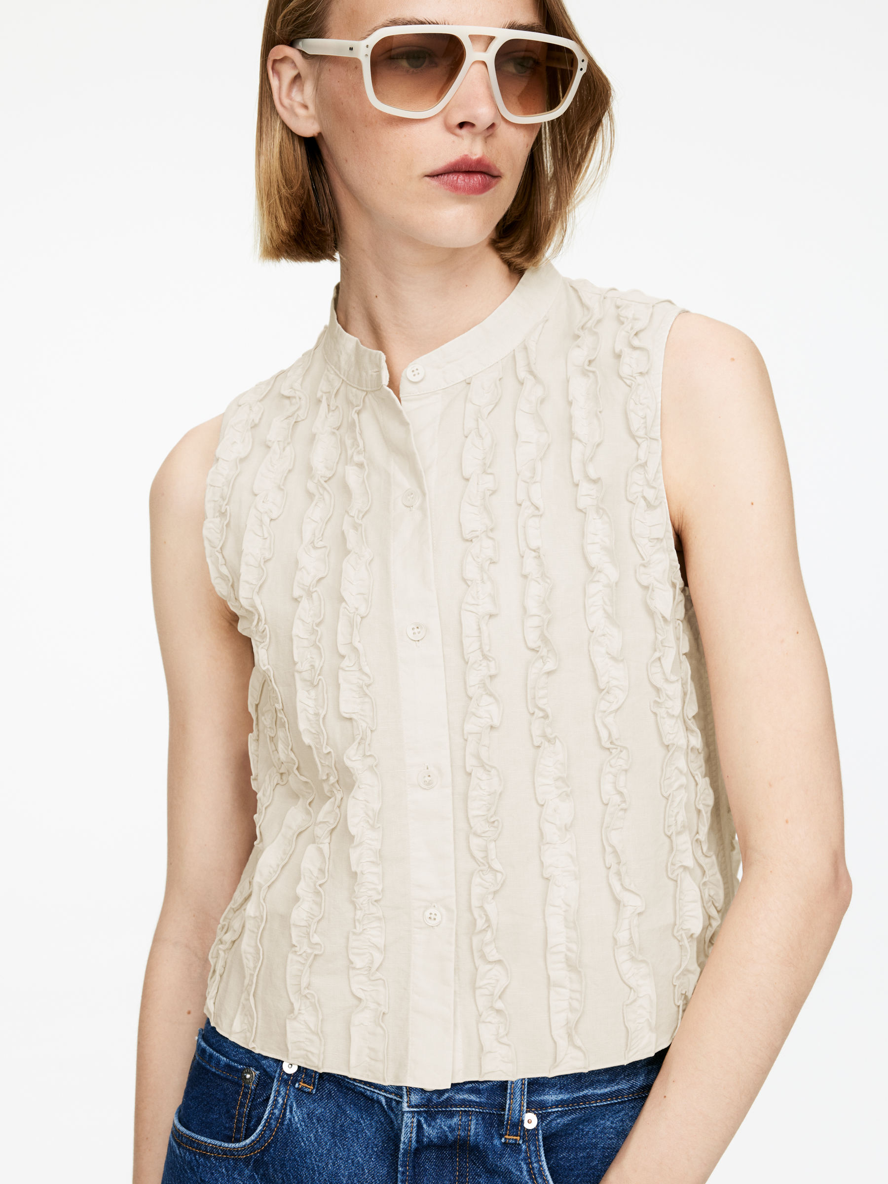 Frill Top - White - Regular fit - Women - StillMedia/Lookbook - 5